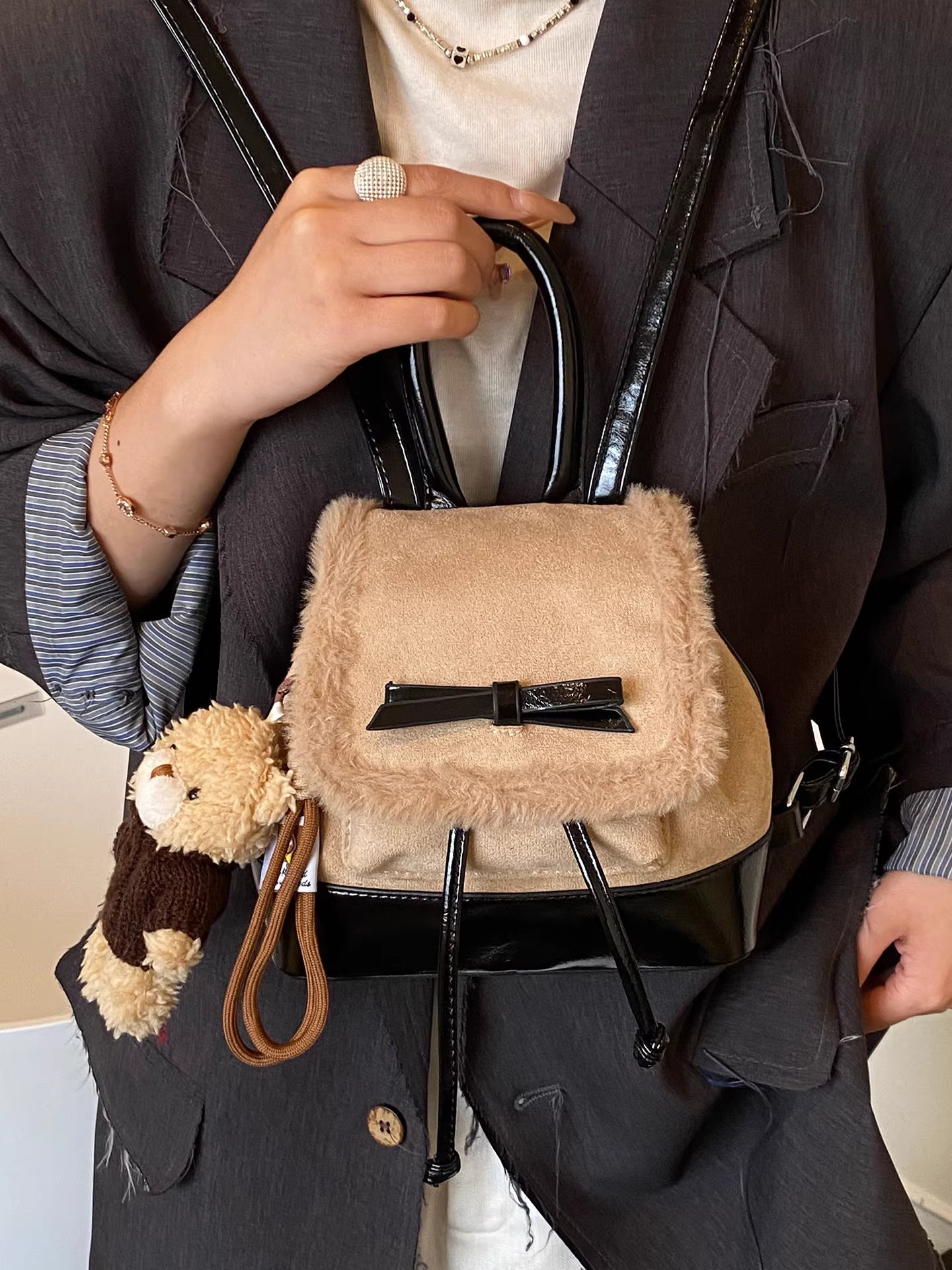 Ba lô nhung mềm dành cho nữ, thiết kế độc đáo thời trang, cặp đi học dành cho học sinh, ba lô du lịch cao cấp phong cách Hàn Quốc