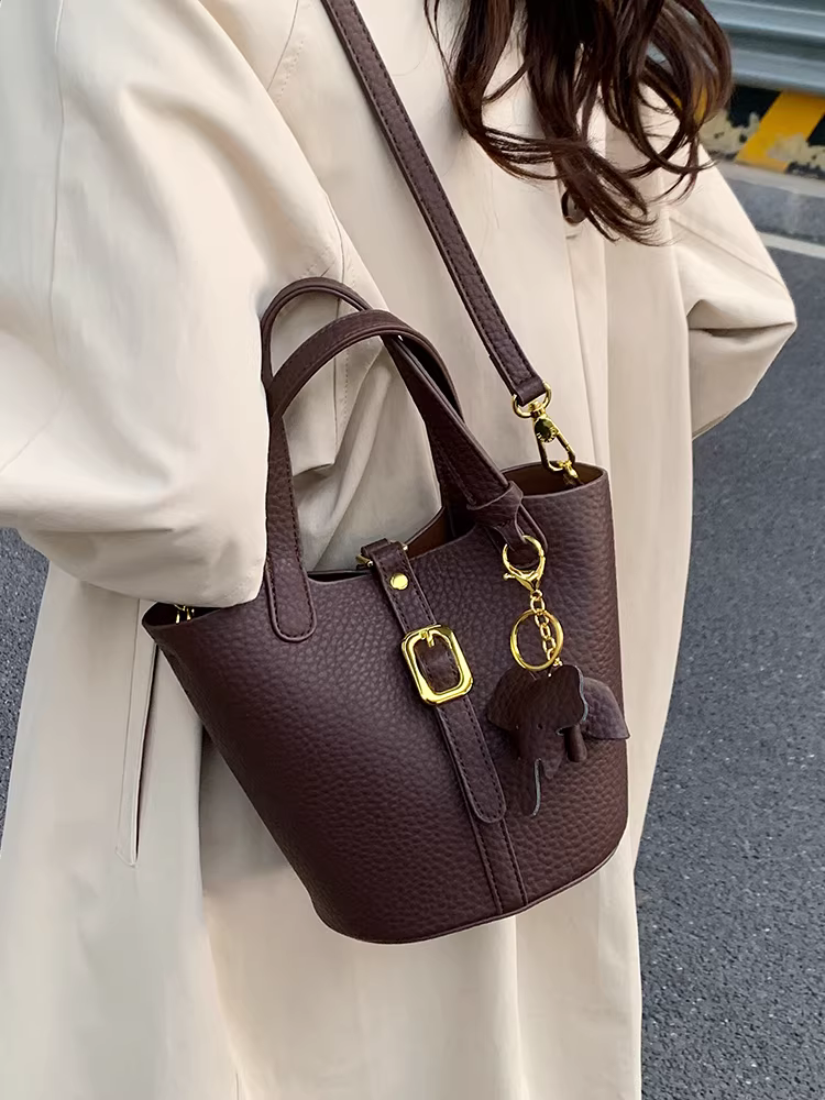 Túi đeo chéo nữ thời thượng năm nay 2025, mẫu mới thu đông, phong cách retro, đa năng, túi xách nữ cao cấp