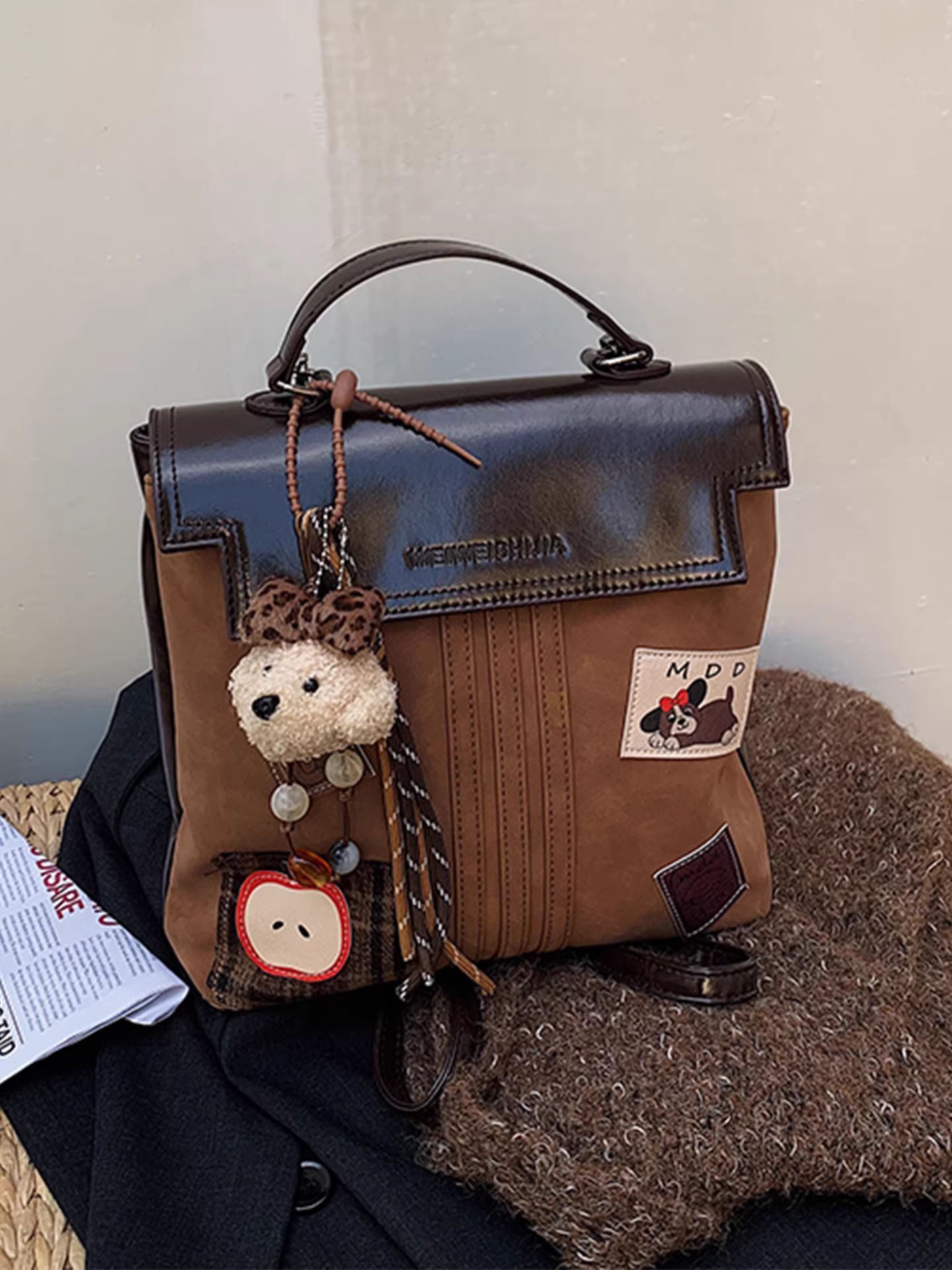 Ba lô mờ kiểu retro dành cho nữ, sức chứa lớn, túi đi học kiểu Anh giản dị, có huy hiệu, ba lô du lịch nhẹ