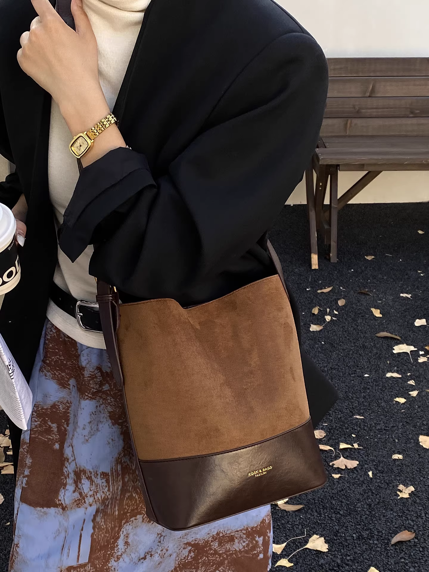 Túi đeo vai nữ phong cách retro, chất liệu mờ, dung tích lớn, mẫu mới thu đông 2025, túi đeo vai thường ngày, túi đeo vai kiểu xô phổ biến dành cho người đi làm.