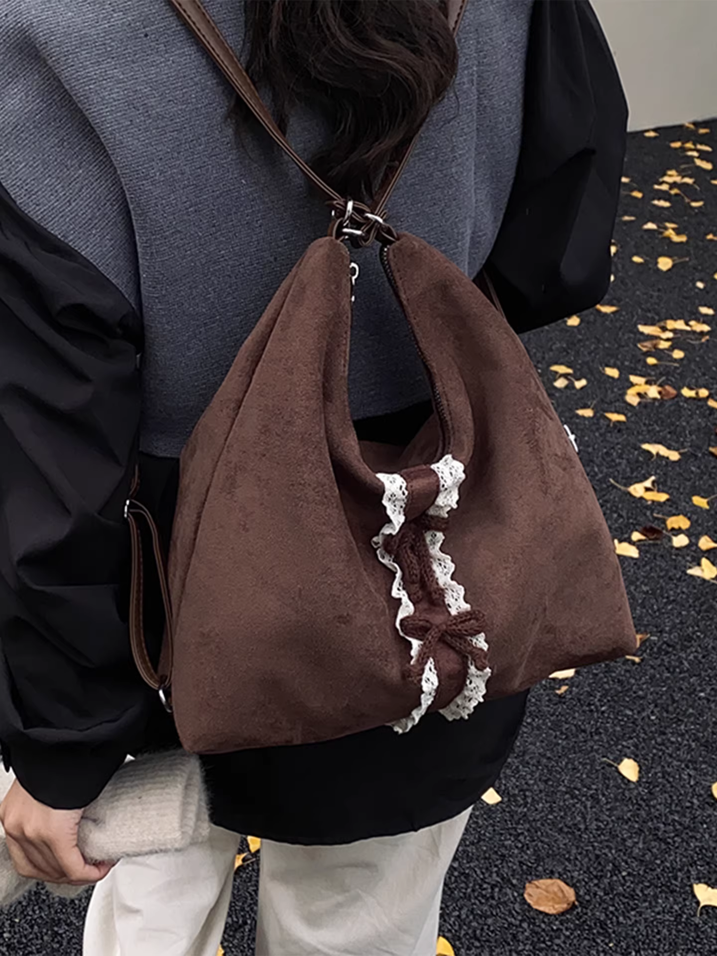 Túi da lộn dành cho nữ, sức chứa lớn, túi đeo vai thường ngày thu đông 2025 mới, túi đi làm kiểu bánh bao, ba lô đa năng