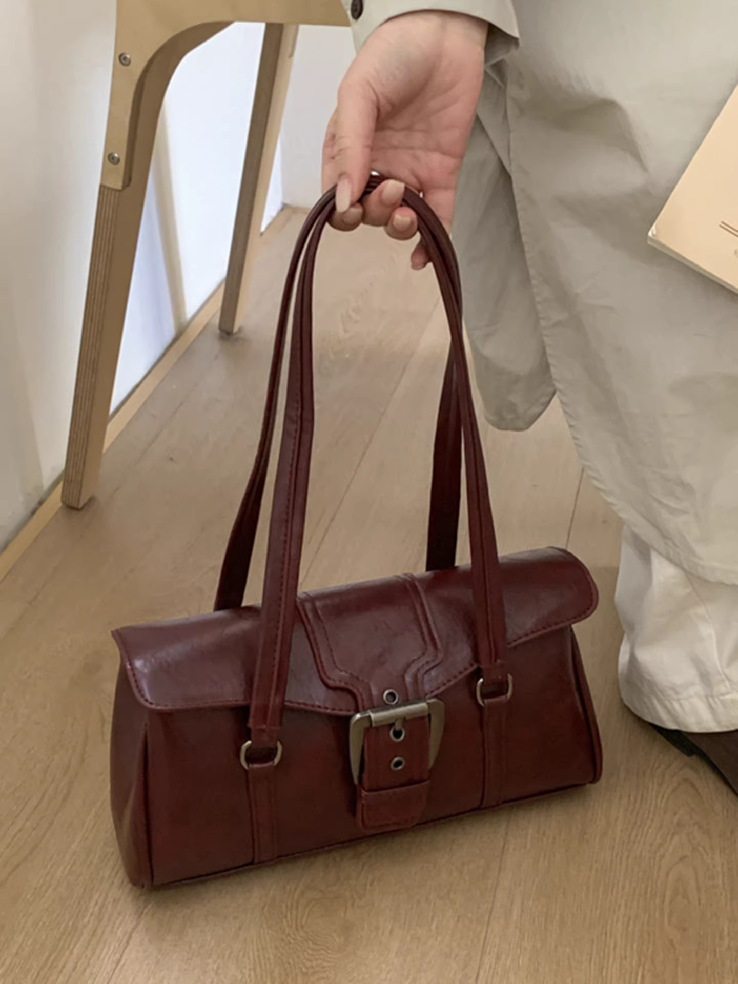 Túi xách nữ cỡ lớn, phong cách retro thu đông 2025, túi đeo vai/nách thời trang, chất liệu cao cấp, túi tote đi làm