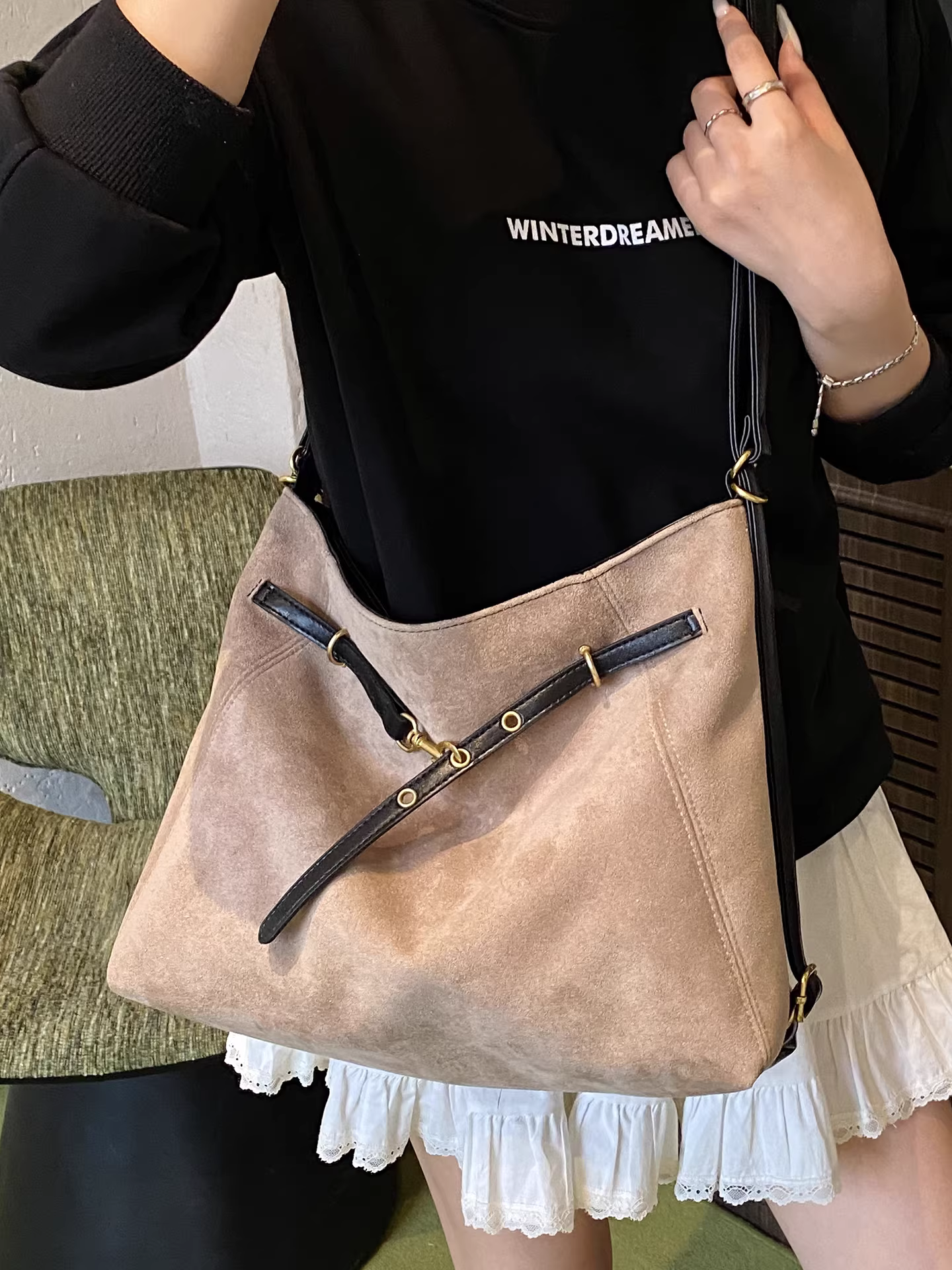 Túi tote đi làm phong cách retro dành cho nữ, dung tích lớn, mẫu mới thu đông 2025, đeo vai, đeo chéo, balo đa năng, phong cách giản dị