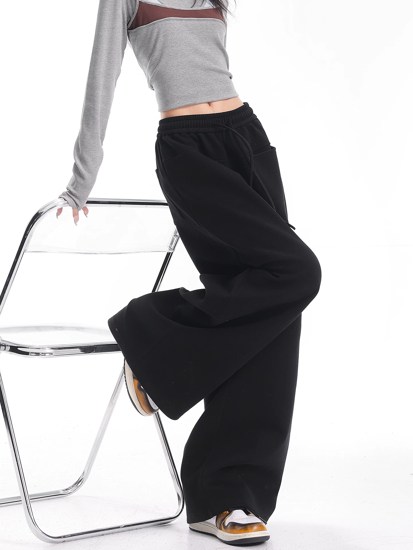 KEN STUDIO quần thể thao ống rộng màu đen dày dặn mới dành cho mùa thu đông dành cho nữ có dây rút, dáng rộng, quần thường ngày giúp thon gọn.