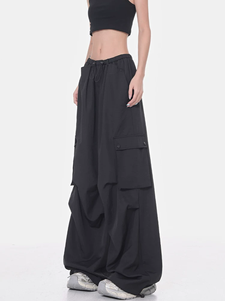 Quần cargo ống rộng màu đen của KEN STUDIO dành cho nữ, quần ống đứng mỏng mùa hè, quần thể thao nhanh khô, quần lính dù