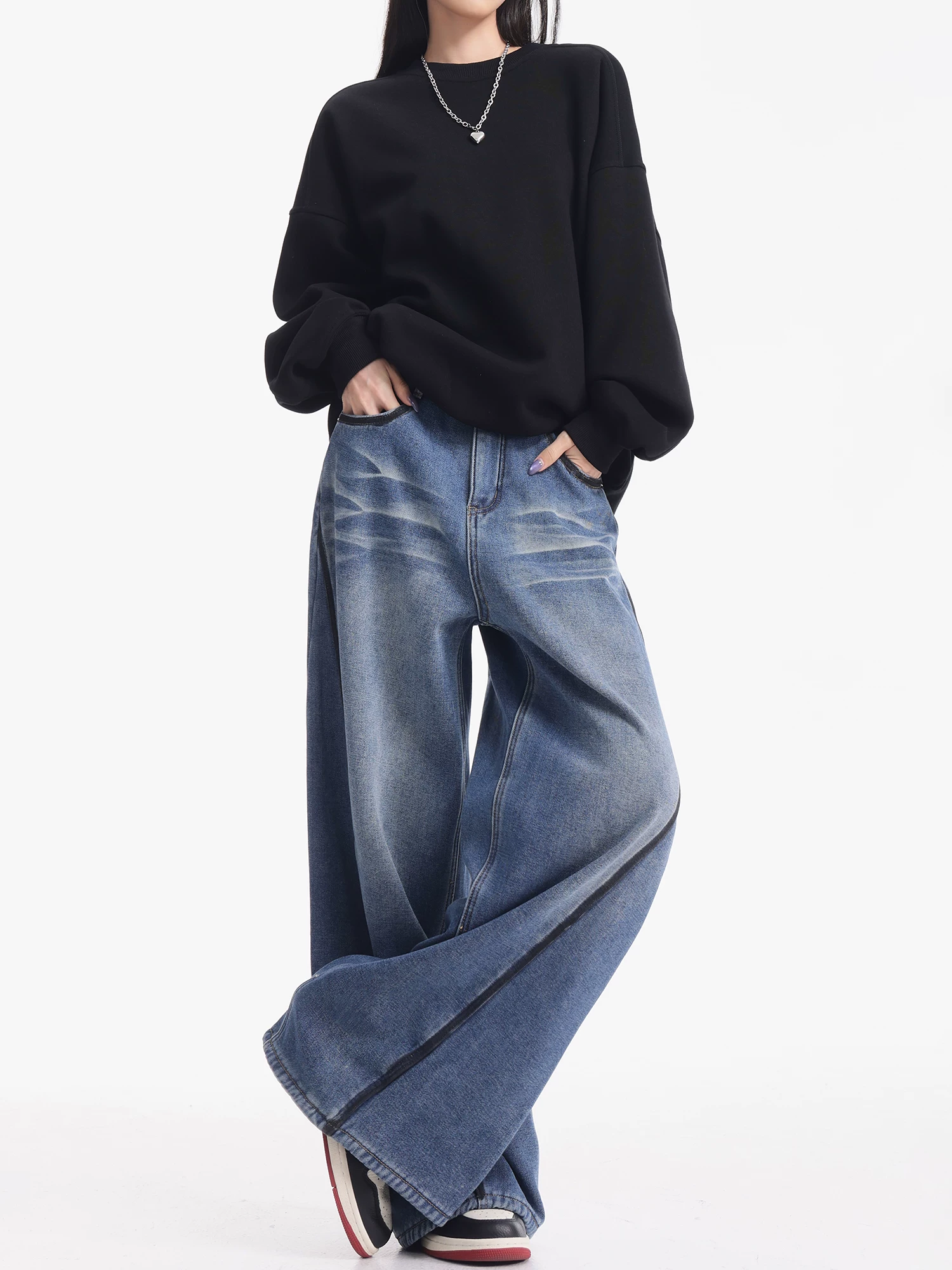 KEN STUDIO quần jean lót lông cừu dày màu xanh mới dành cho nữ mùa thu đông, quần ống rộng kiểu dáng cổ điển phối màu theo phong cách vintage.