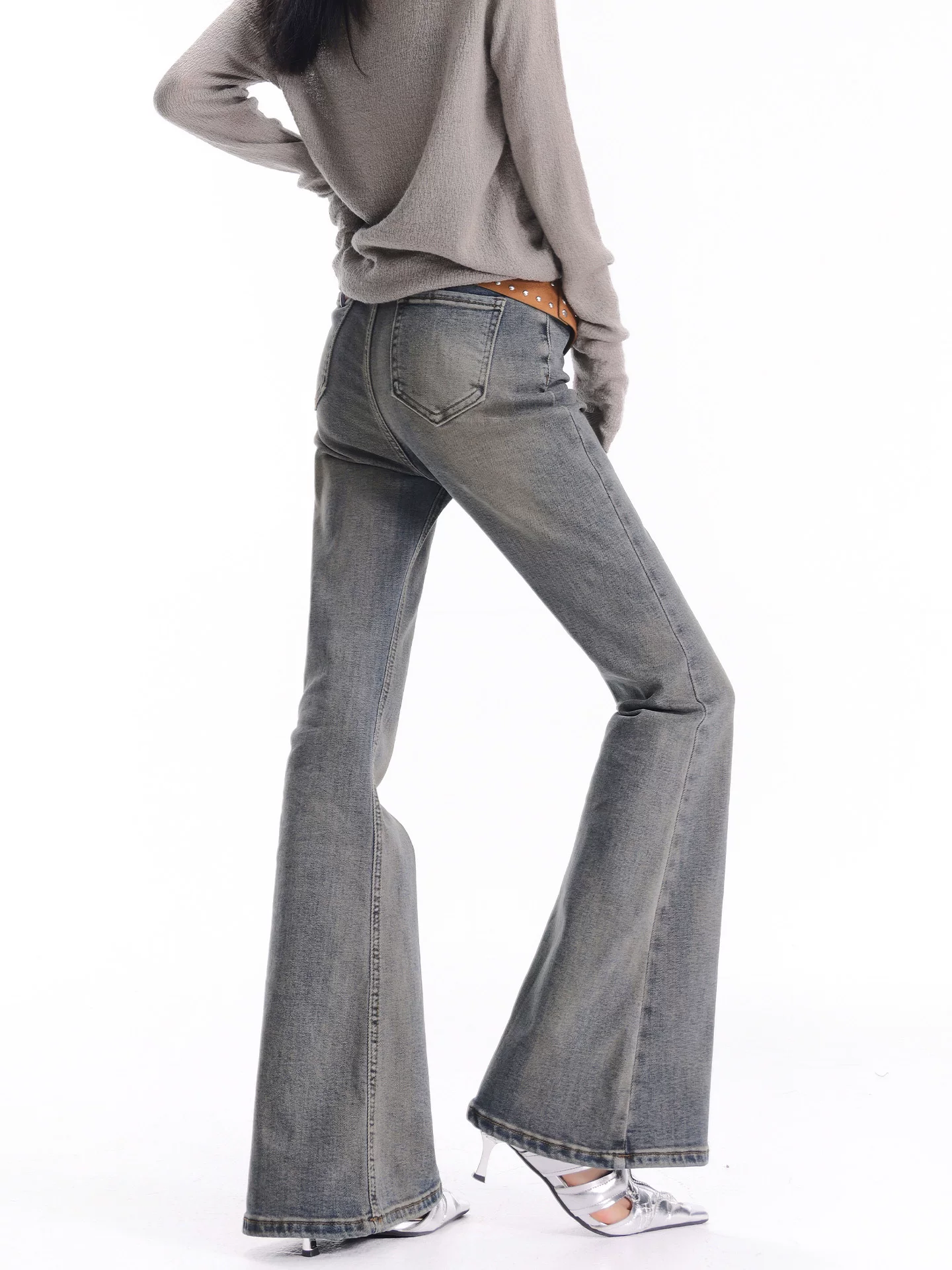 Quần jean bootcut màu xanh cổ điển thu đông của KEN STUDIO dành cho nữ, cạp cao, co giãn, ôm vừa vặn, quần kiểu móng ngựa thon gọn