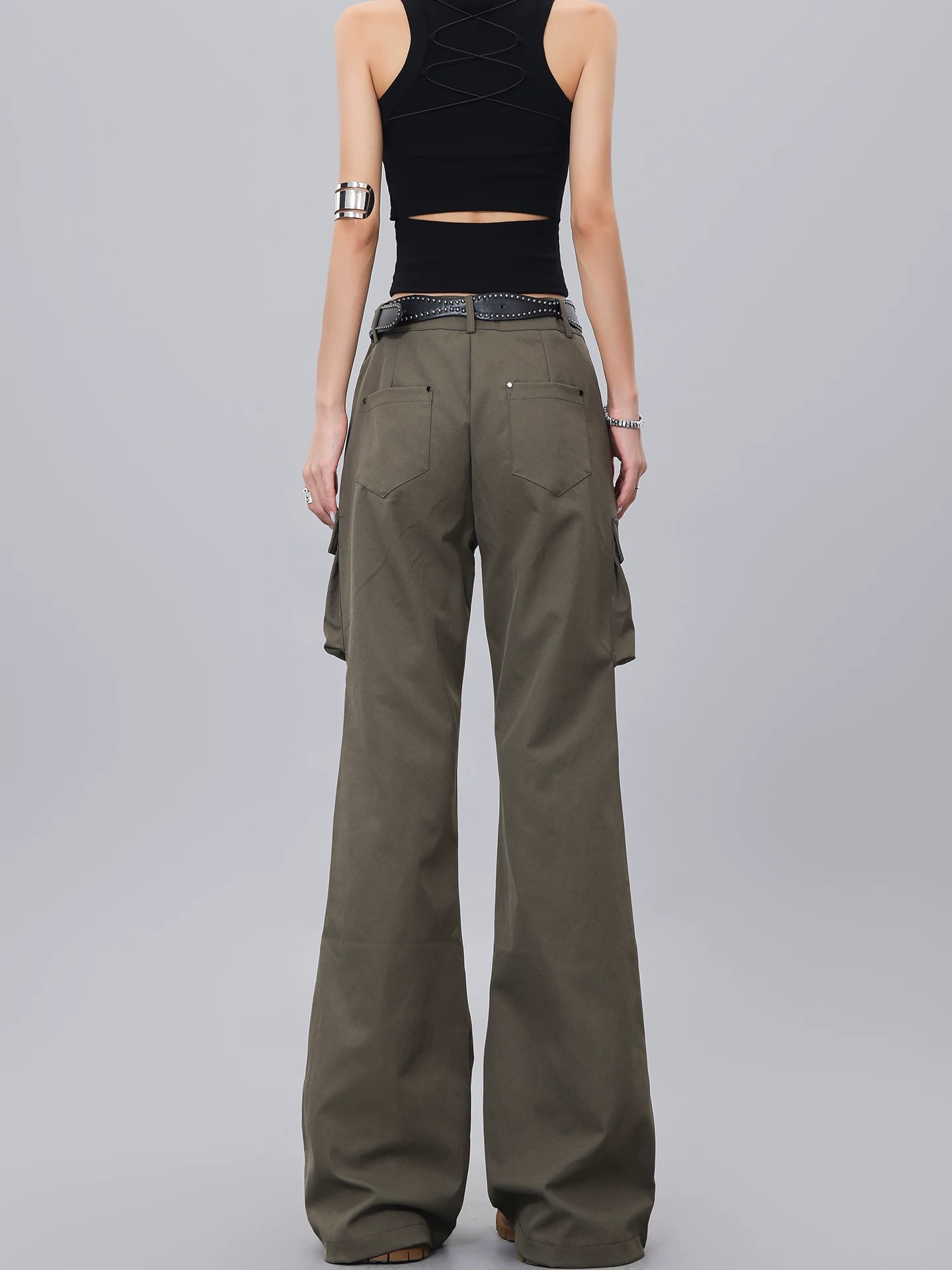 KEN STUDIO Xuân Thu Quần Cargo ống loe màu xanh quân đội mới dành cho nữ, quần ống rộng dáng rộng phong cách, giúp giảm béo