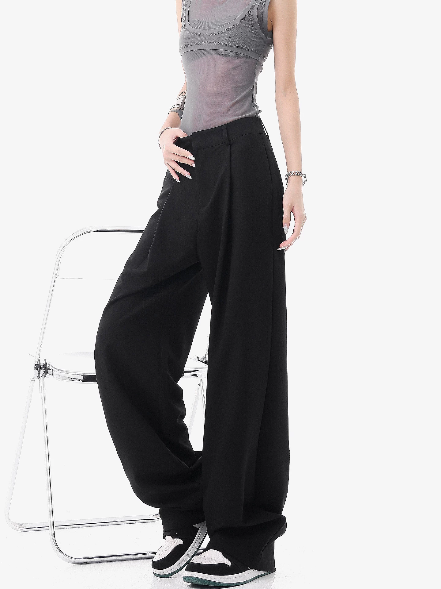 KEN STUDIO quần vest đen mới mùa hè dành cho nữ với thiết kế xếp nếp, quần ống đứng thông thường, quần âu.