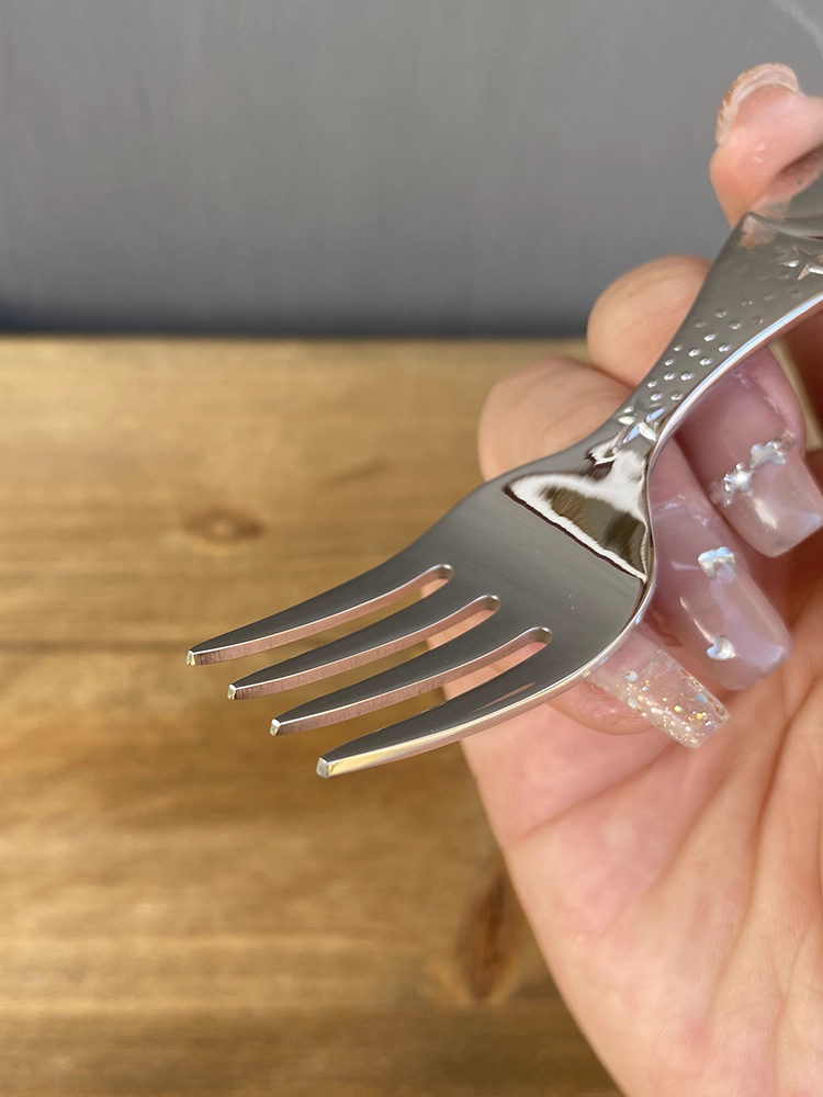 Thép không gỉ 304 ngôi sao và mặt trăng thìa và nĩa trẻ em thìa ăn cho bé thìa ăn tập ăn cho bé bộ đồ ăn thìa ăn mì