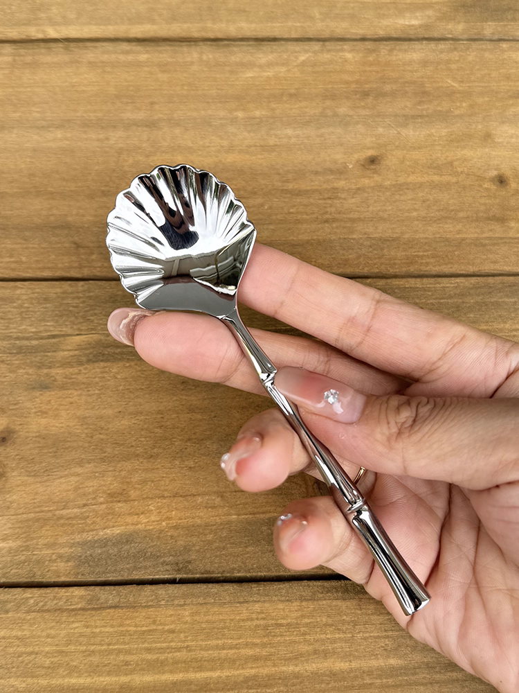 Xuất khẩu sang Na Uy Muỗng vỏ thép không gỉ mini 304 tuyệt đẹp Muỗng tráng miệng sáng tạo Muỗng cốc Muỗng kem sữa chua