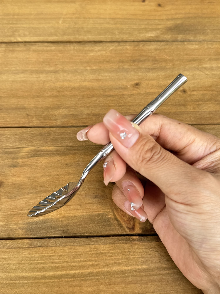 Xuất khẩu sang Na Uy Muỗng vỏ thép không gỉ mini 304 tuyệt đẹp Muỗng tráng miệng sáng tạo Muỗng cốc Muỗng kem sữa chua