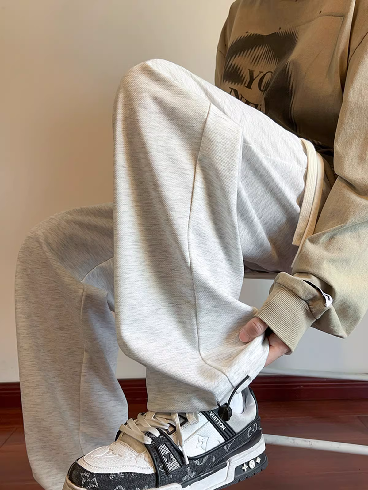 Quần jogger dây rút cho nam, quần ống rộng dáng xuông hợp thời trang mùa xuân, quần thể thao dáng rộng ống thẳng phong cách Mỹ cho bé trai.