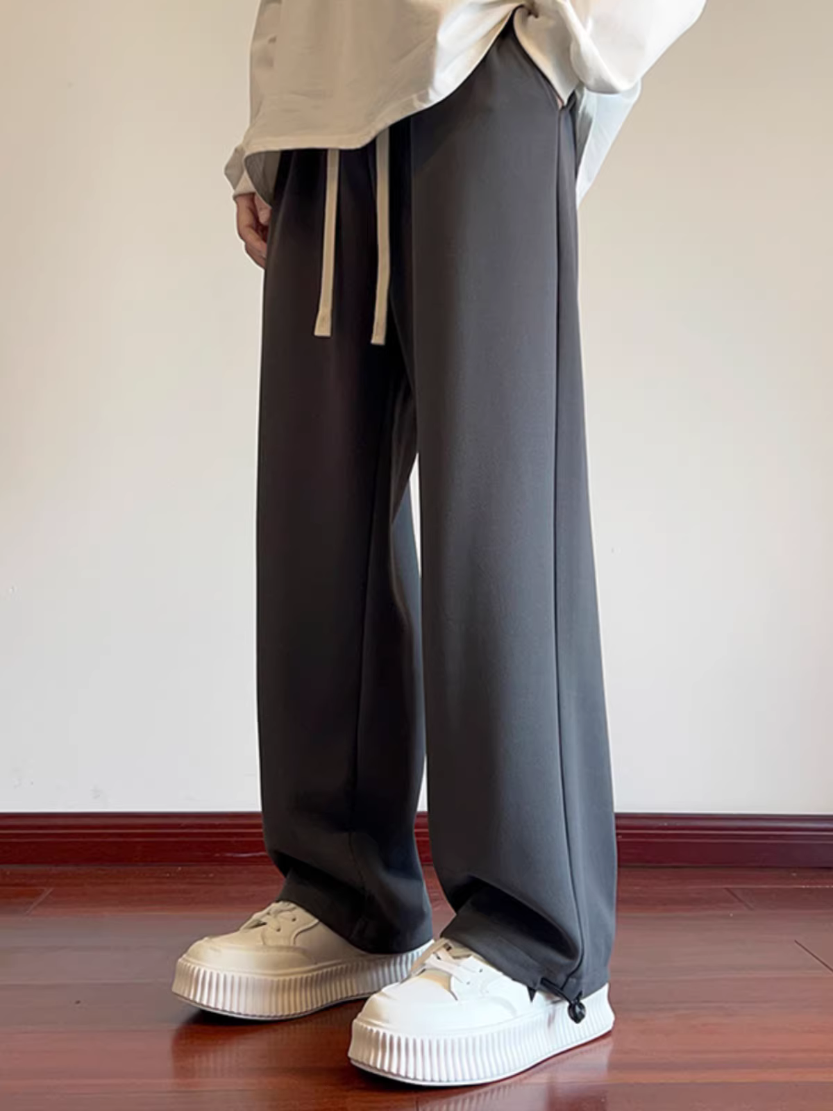 Quần jogger dây rút cho nam, quần ống rộng dáng xuông hợp thời trang mùa xuân, quần thể thao dáng rộng ống thẳng phong cách Mỹ cho bé trai.