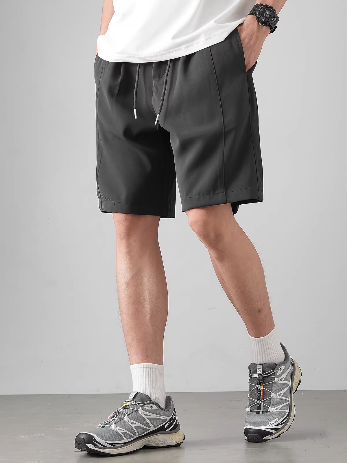 Quần short vải lụa mát mẻ dành cho nam, quần dài vừa phải, thoáng khí, dáng rộng, kiểu dáng thể thao, quần dài năm điểm kiểu Mỹ.