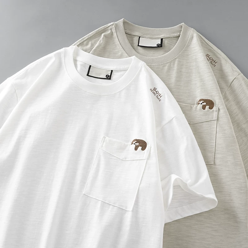 Áo thun cotton nguyên chất 250G chất liệu cotton tre dày dặn dành cho nam, tay ngắn, dáng rộng mùa hè, kiểu dáng Mỹ, có túi, thêu hoạt hình, áo thun nửa tay.
