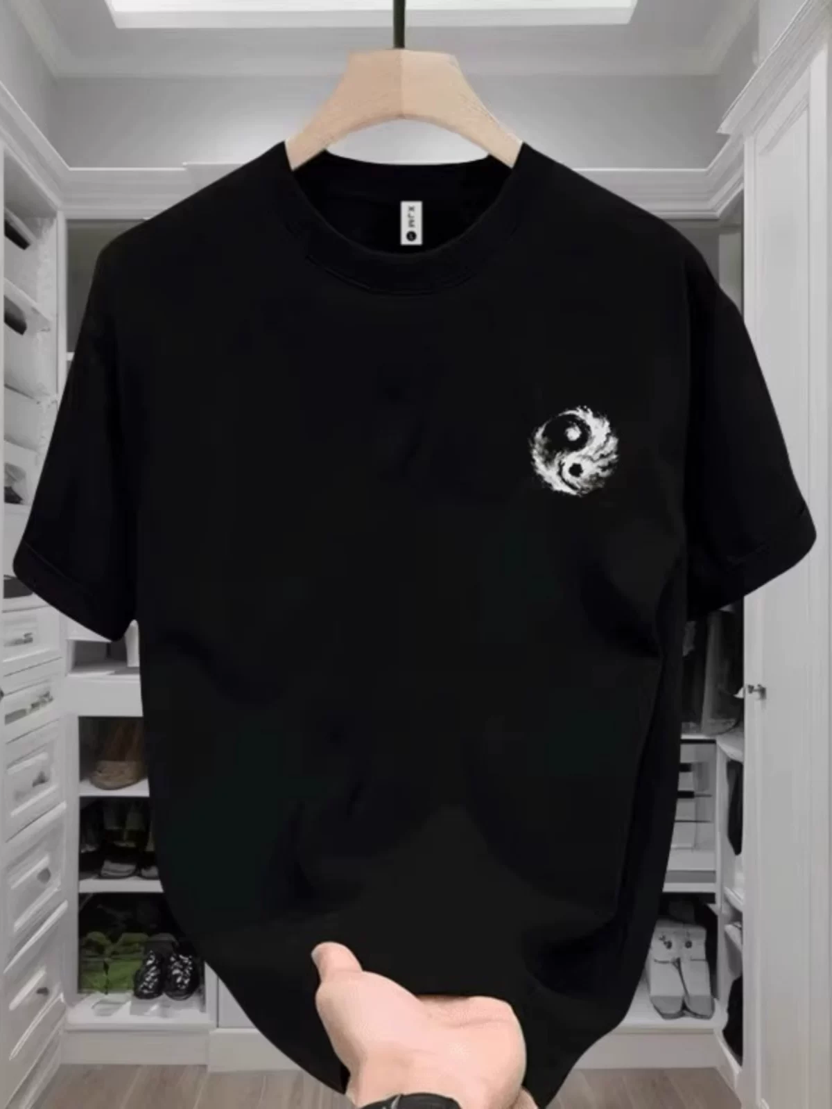 Áo thun cotton dày dặn, kiểu dáng mới lạ, độc đáo, unisex, rộng rãi, tay ngắn, hàng xuất dư thanh lý.