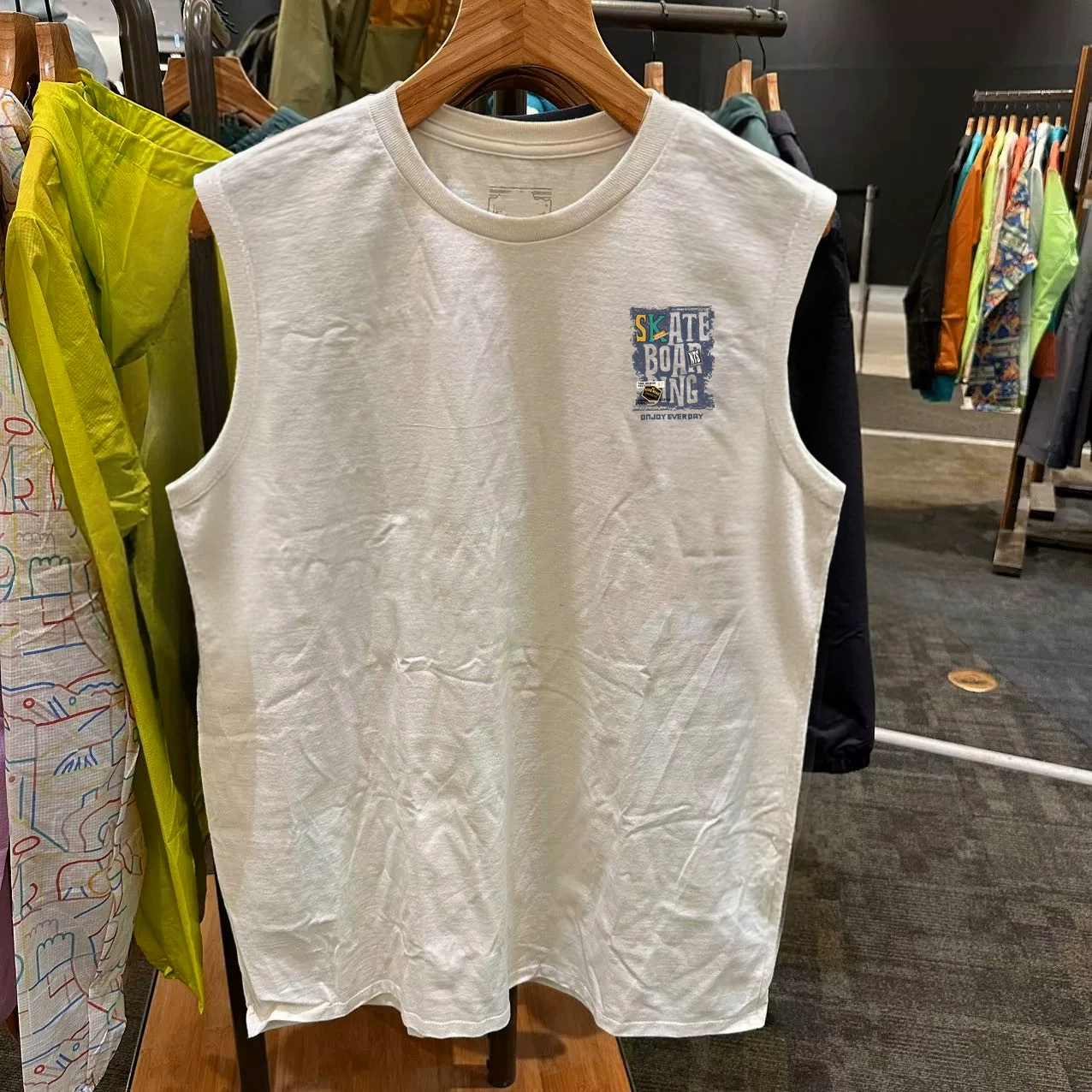 Outlet~ Hàng xuất khẩu thanh lý, áo vest thể thao đa năng, thời trang mùa hè mới giá rẻ