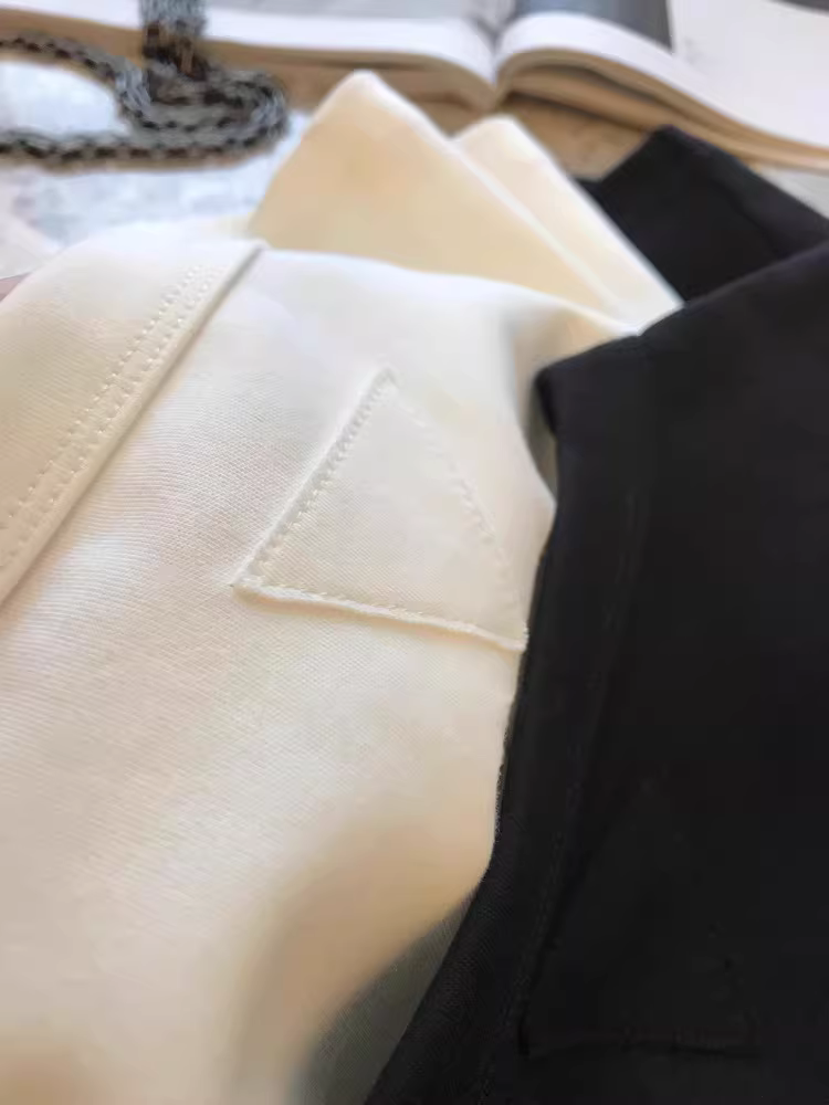 Áo thun tay ngắn unisex màu trơn đa năng, hàng xuất khẩu, thanh lý mùa hè 2025