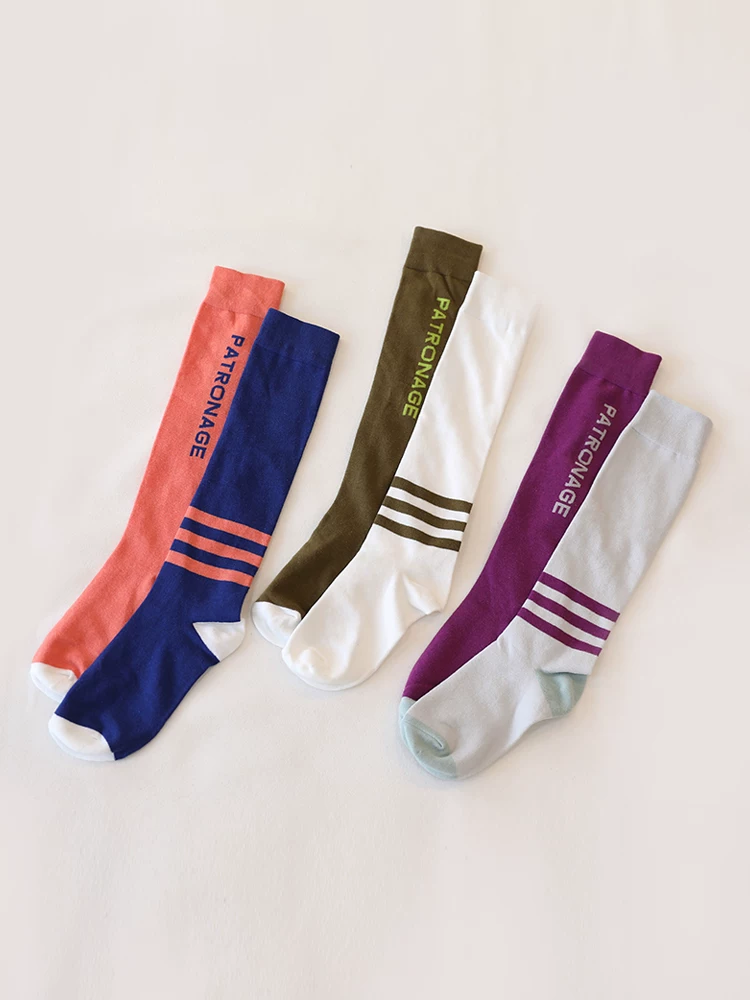 Tất thể thao sọc đơn giản hợp thời trang dành cho nữ, chất liệu cotton nguyên chất, thoáng khí, thấm mồ hôi, tất chạy bộ thể dục, tất dài đa năng.