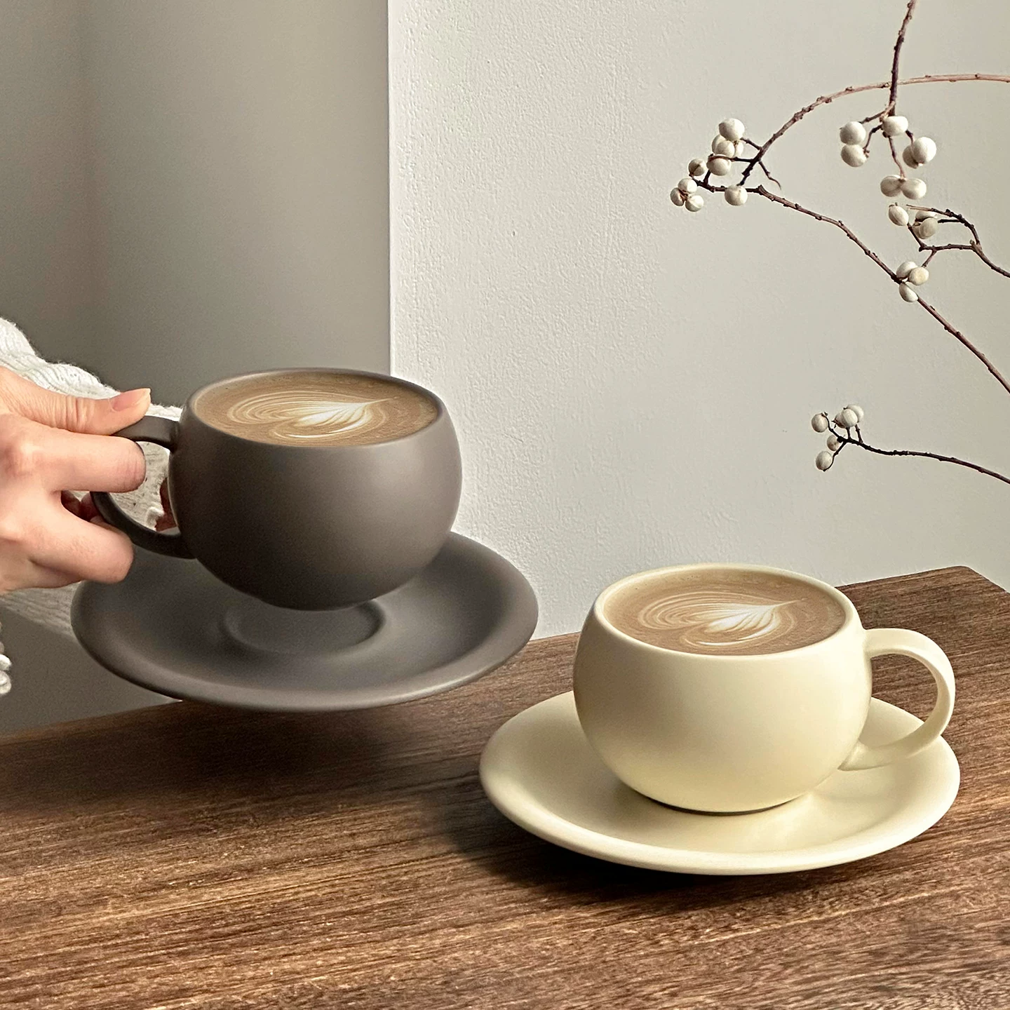 Ly trứng gốm sứ màu trơn đơn giản cổ điển, tách cà phê và đĩa, ly cappuccino latte gia dụng, cốc tinh tế