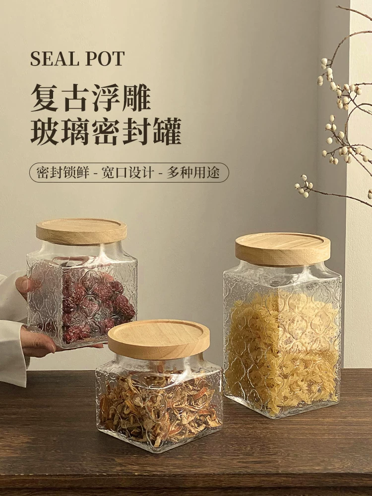 Hũ thủy tinh dày, kín hơi, dung tích lớn, dùng để bảo quản thực phẩm, đường đá, hoa quả sấy khô, đồ ăn vặt, trà.