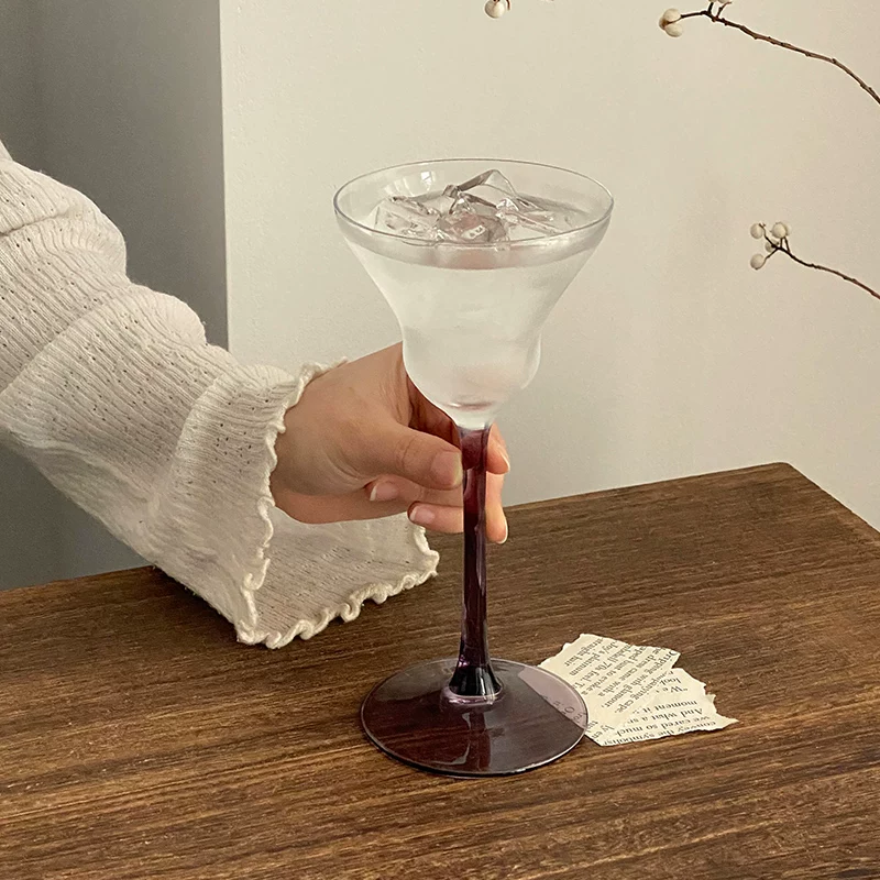 Ly thủy tinh cao màu tím cao cấp, ly cocktail gia dụng phong cách, ly rượu sâm banh, ly pha chế đồ uống hơi say sướng.