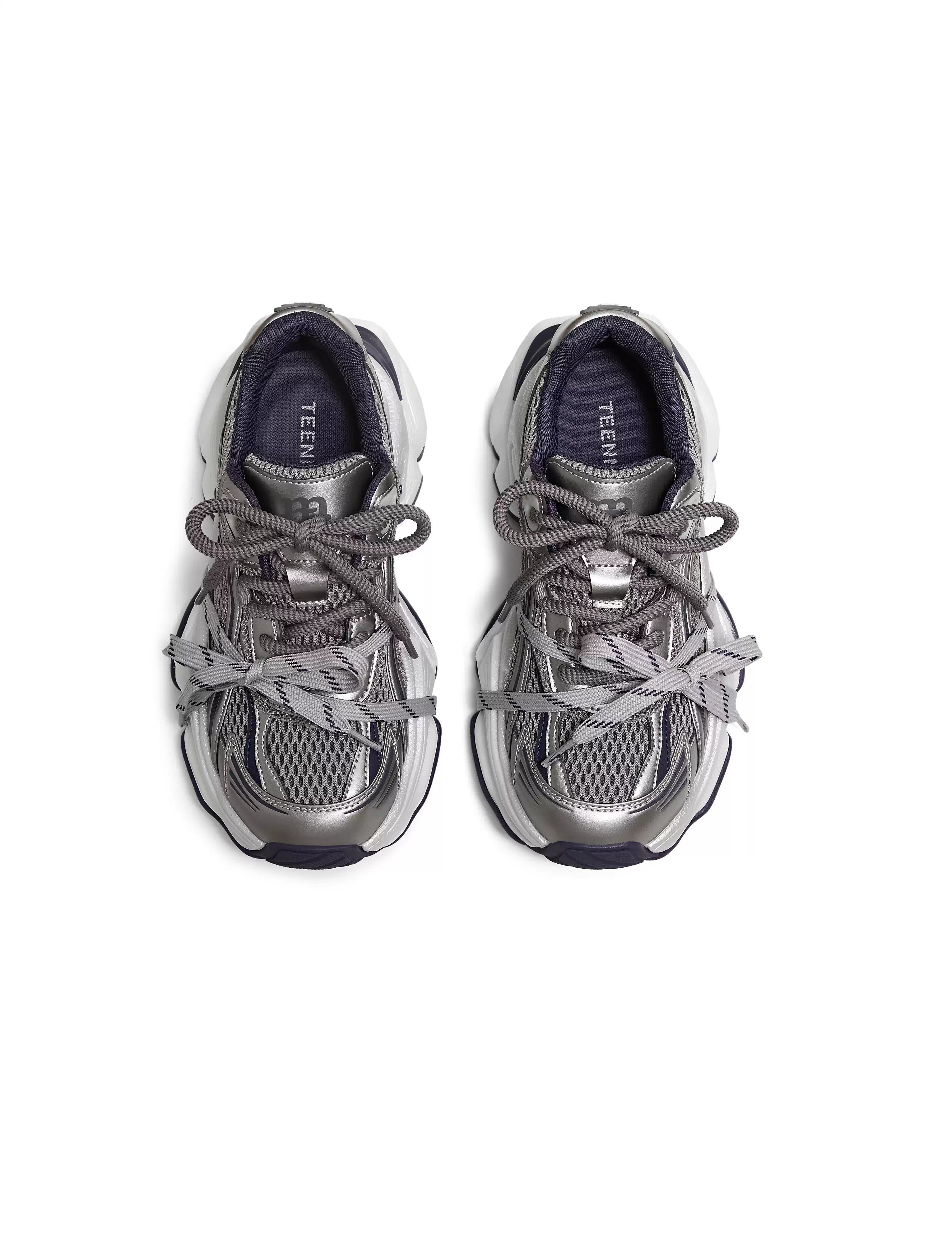 Giày thể thao nữ Tianmeiyi đế dày tăng chiều cao kiểu buộc dây retro, giày bố, giày thường ngày, mẫu mới thu 2025