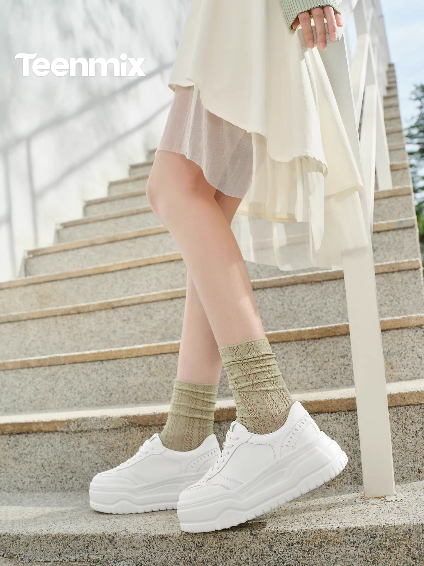 Giày thể thao đế dày tăng chiều cao Tianmeiyi White Moonlight Giày đế dày màu trắng Giày nữ Giày thể thao thông thường 2026 Mẫu mới mùa xuân