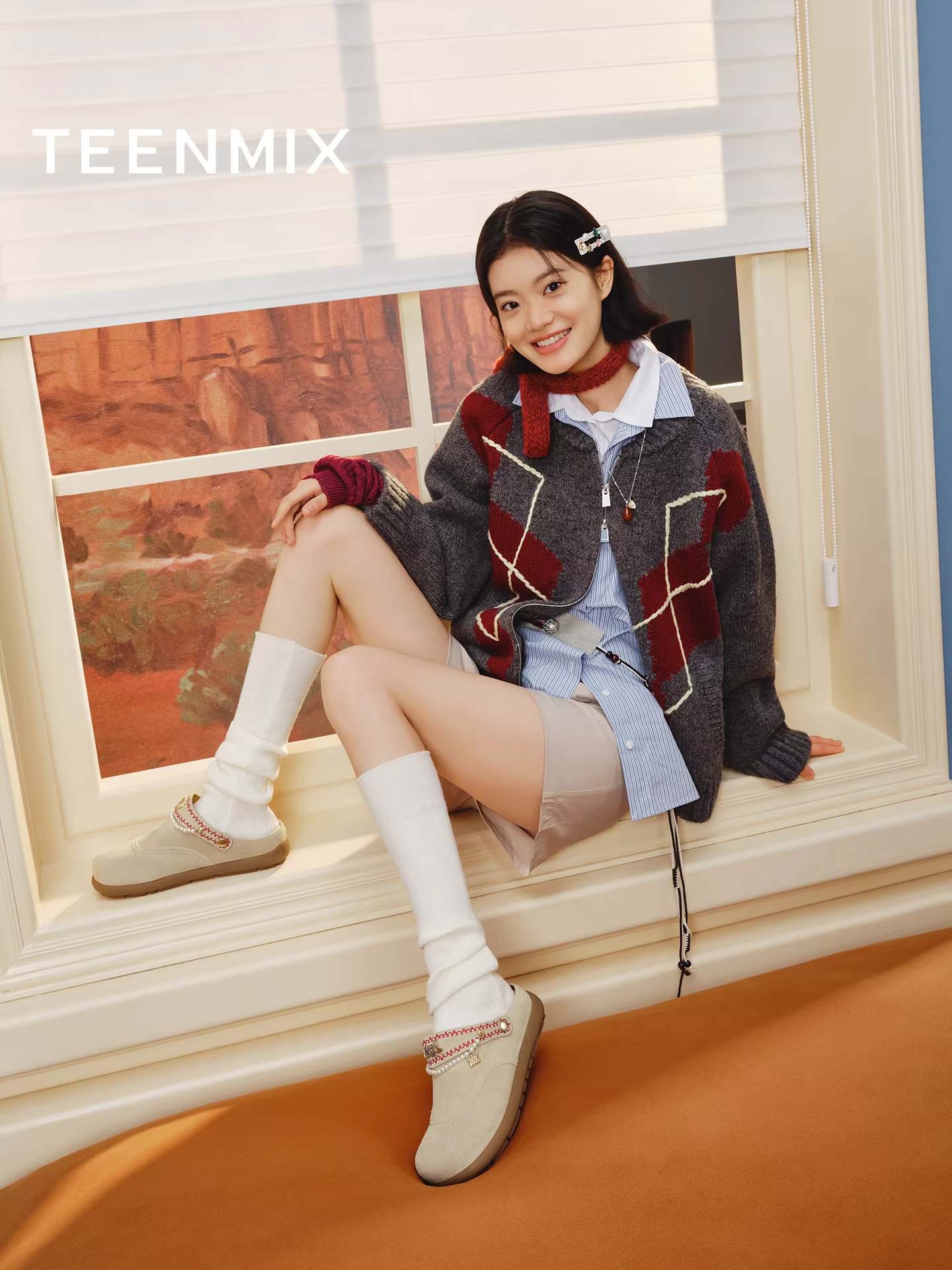 Tianmeiyi Toy Story hợp tác sản xuất ghế sofa Woody kiểu Birkenstock, dép nửa mũi kín đế mềm dành cho nữ, dép kiểu mùa thu mới.