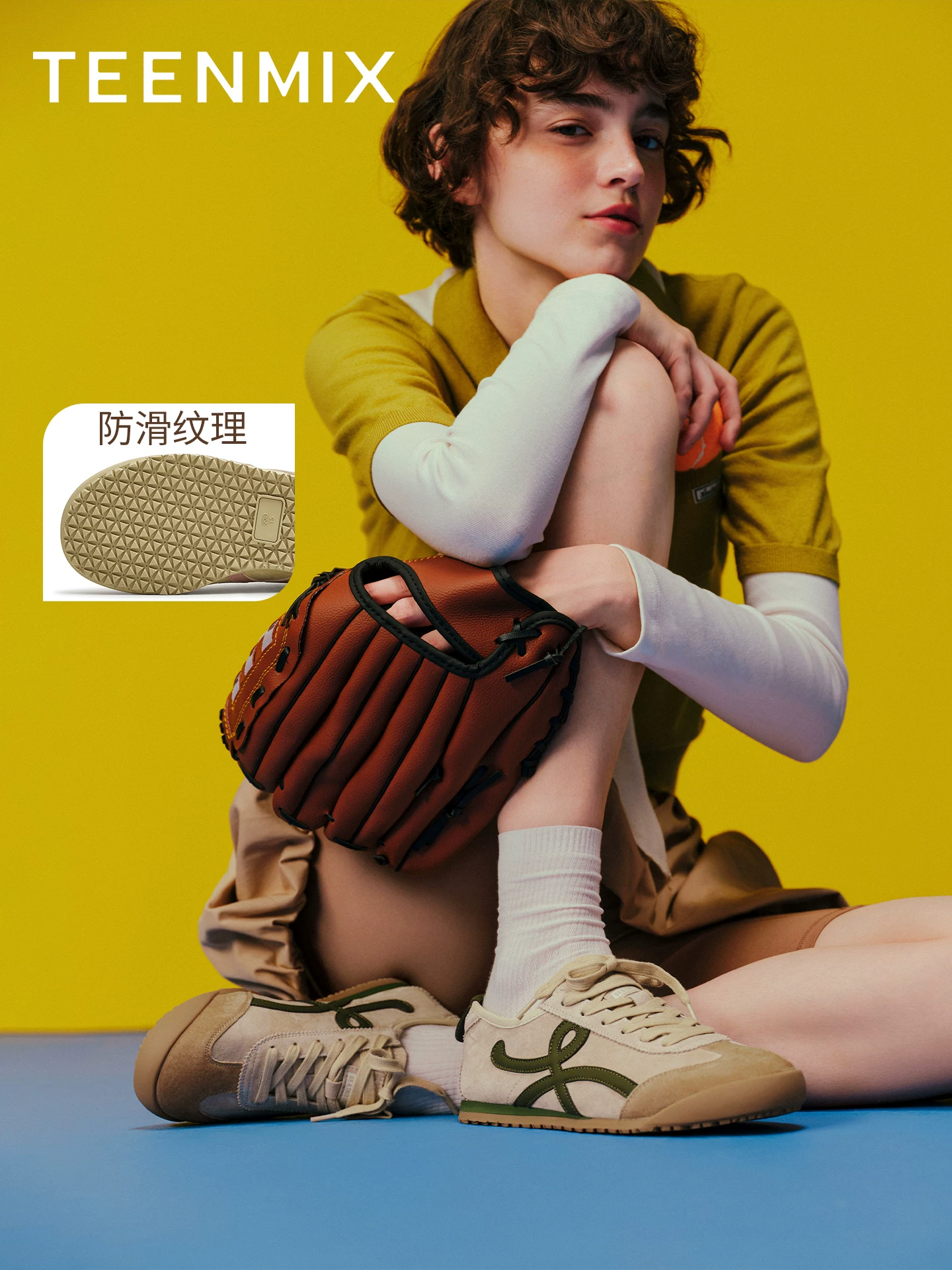 Giày tập Agande đế mềm kiểu cổ điển Tianmeiyi, giày thể thao đế bằng màu trắng mới có thể mang hai chiều dành cho nữ.