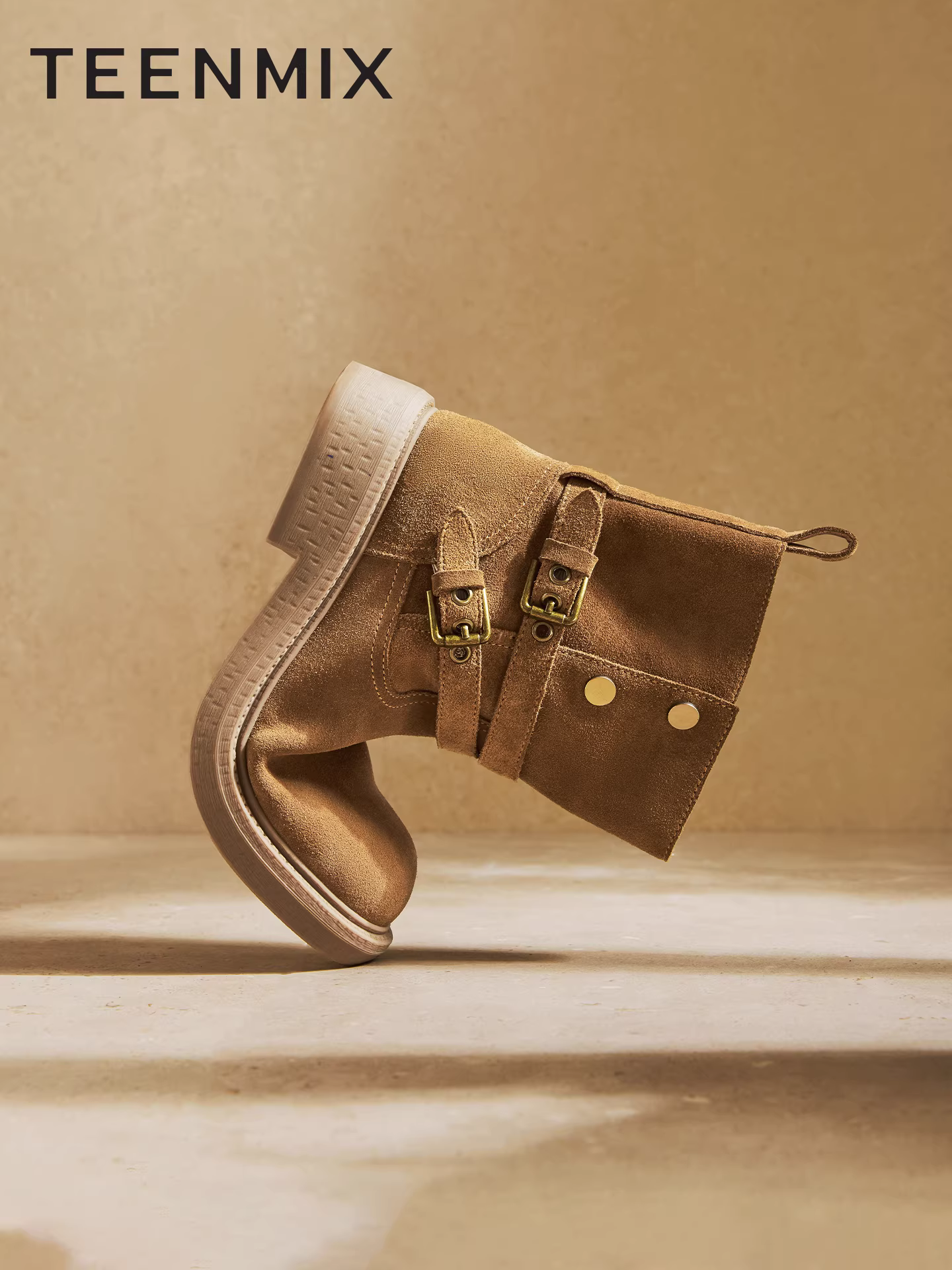 Giày bốt nữ kiểu Tianmeiyi Barn, phong cách retro, đế dày, kiểu Tây, đế mềm, thời trang, bốt ngắn, kiểu mới mùa đông 2025