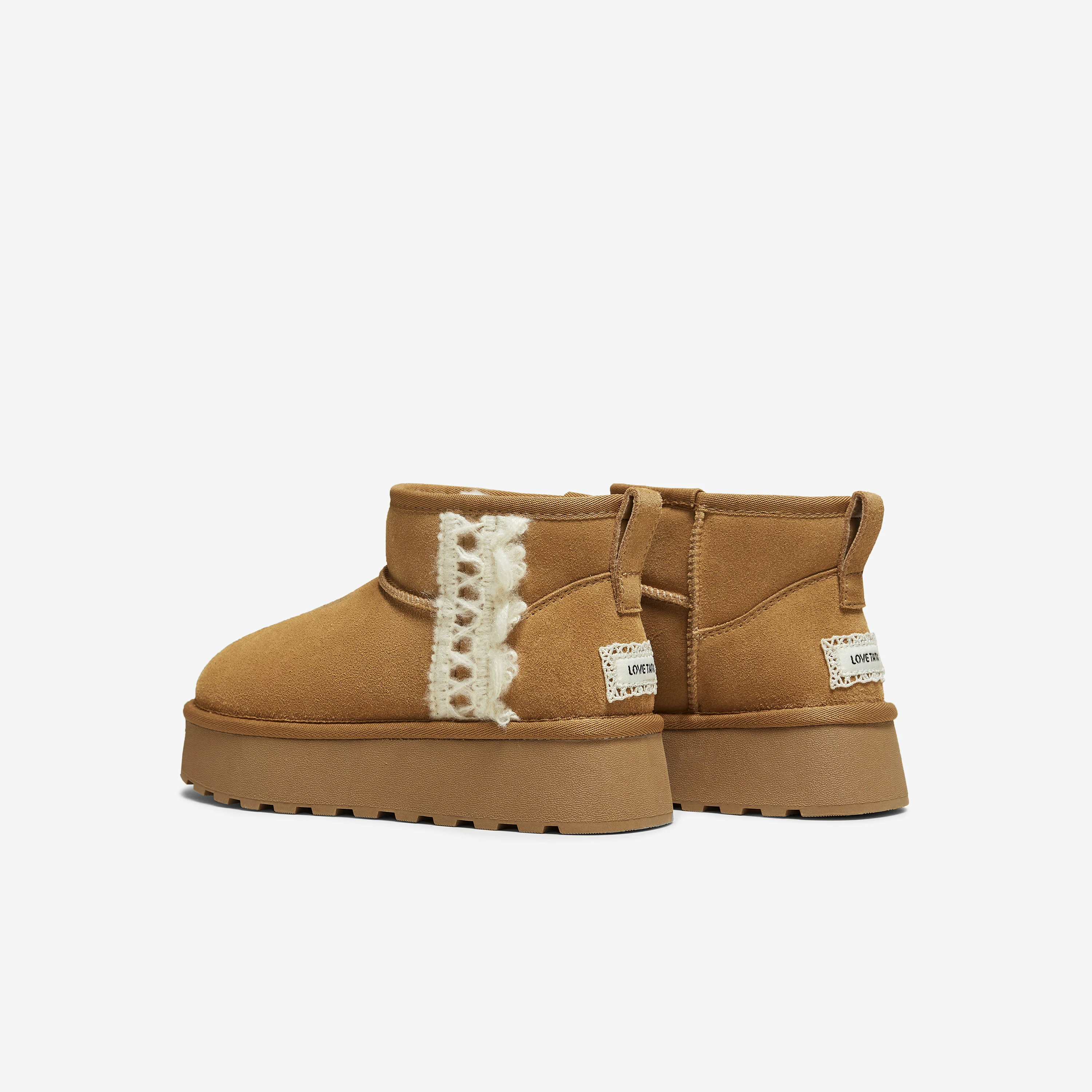 Giày bốt tuyết TATA mùa đông 2025 mới, đế dày, lót bông, có lông và giày dày dặn CWW03DD5