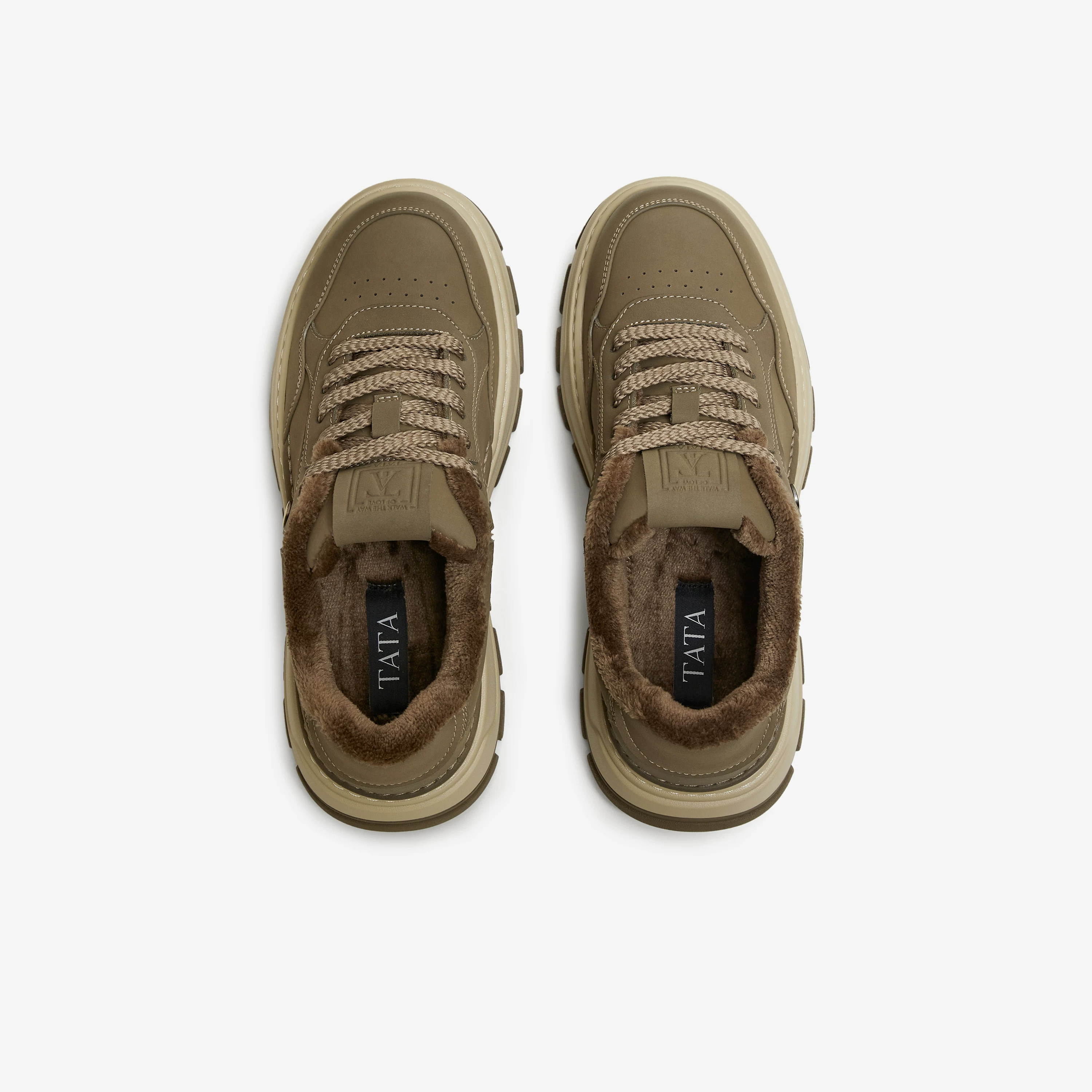 Giày Nam TATA 2025 Mùa Đông Mới Giày Công Sở Thoải Mái Đa Năng Đế Dày Phong Cách Retro Giày Thường Ngày ODU02DM5