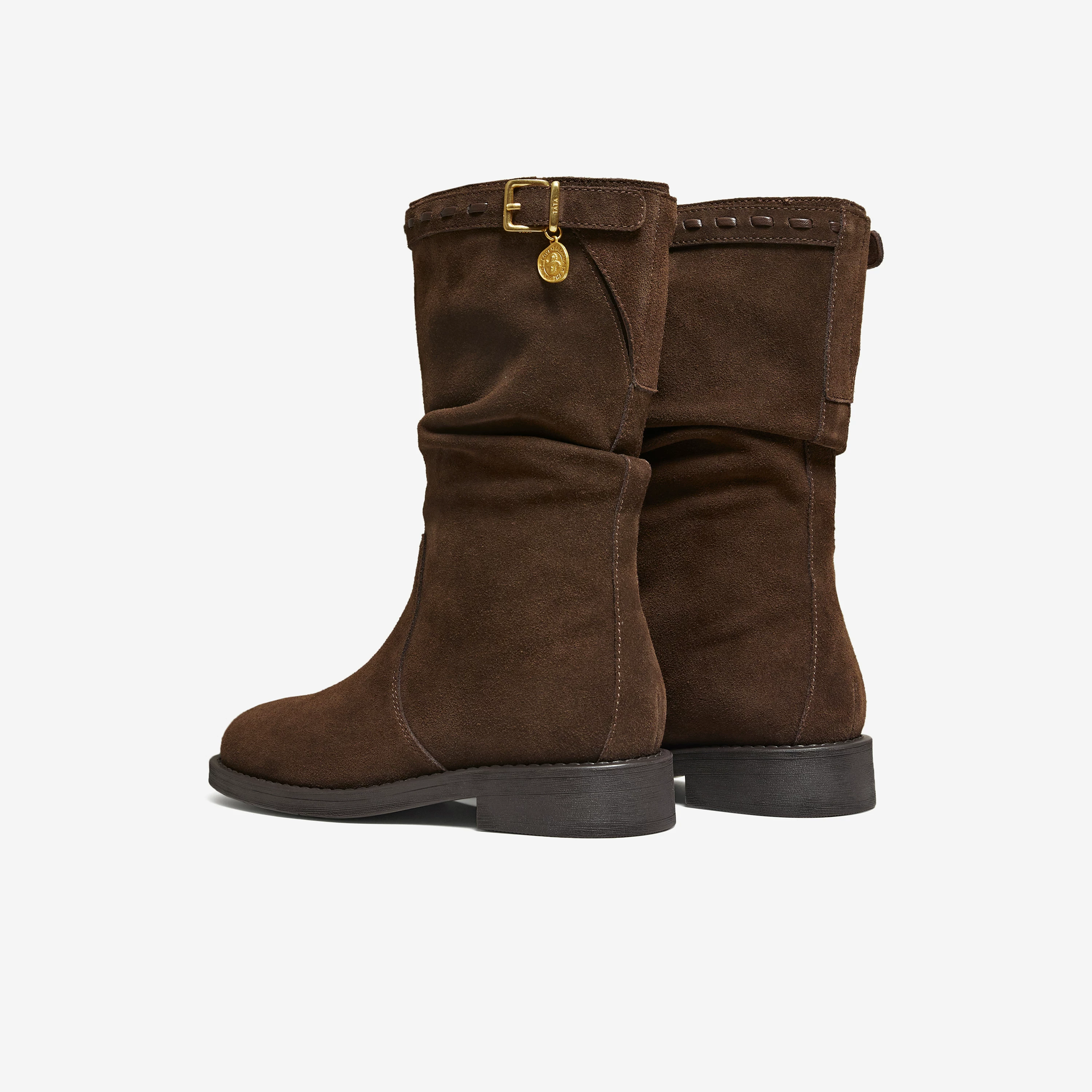 Giày Nữ TATA 2025 Mùa Đông Giày Bốt Phương Tây Giày Bốt Thời Trang Retro Giày Bốt Thông Thường Giày Bốt Lười Lót Lông Cừu 7TG65DZ5