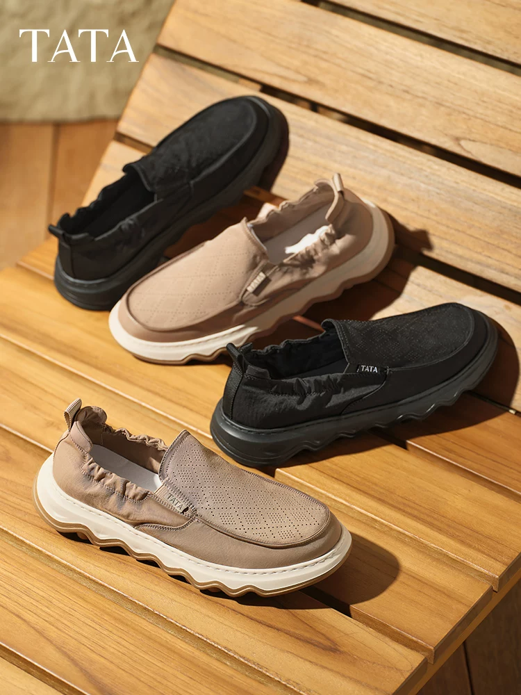 Giày vải trượt TATA dành cho nam, giày lười thoáng khí đế mềm, giày bố, giày nam mới VMR01BM5