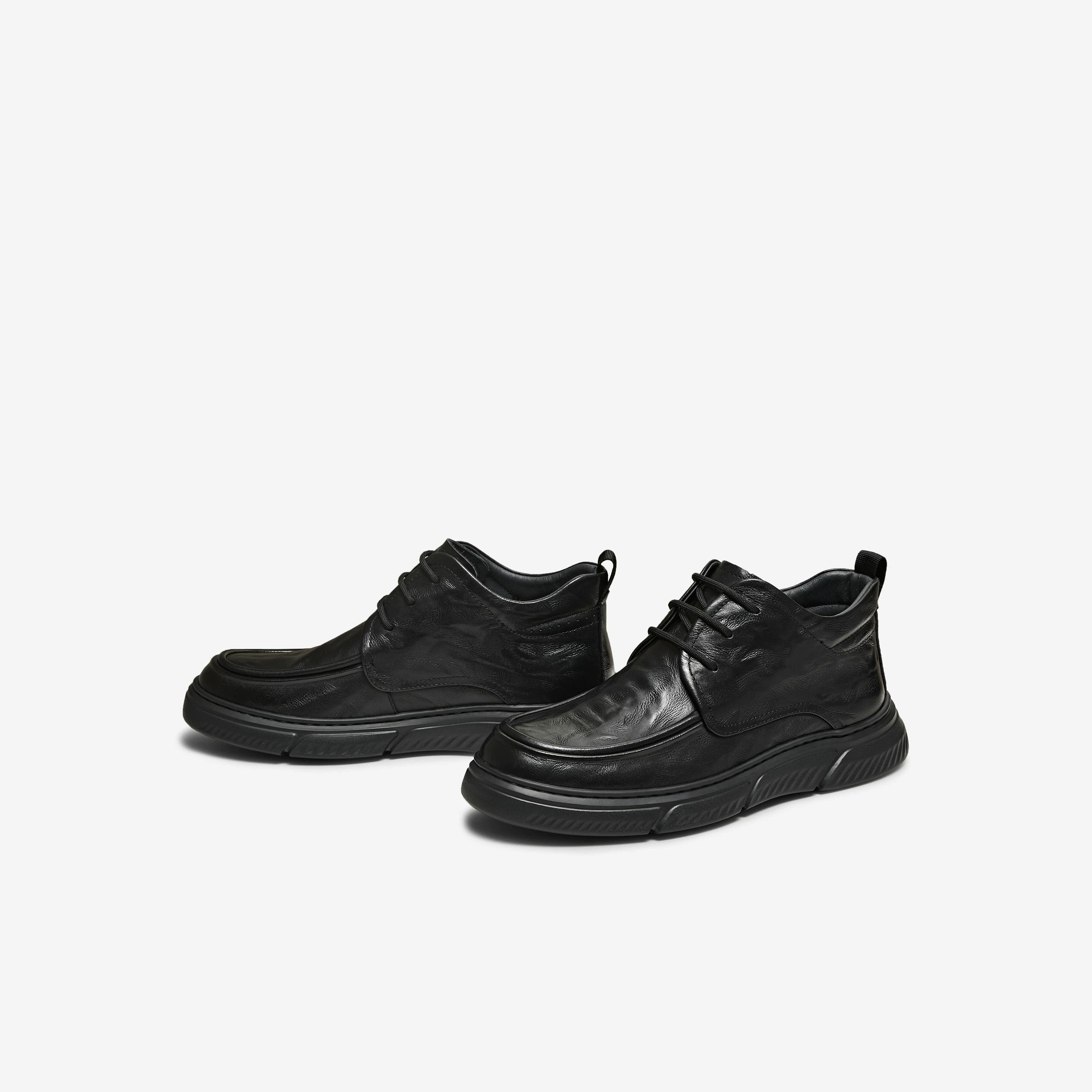 Giày bảo hộ lao động nam TATA 2025 mùa đông kiểu dáng mới thời trang, mũi tròn, đế dày, chất liệu da PGK02DD5