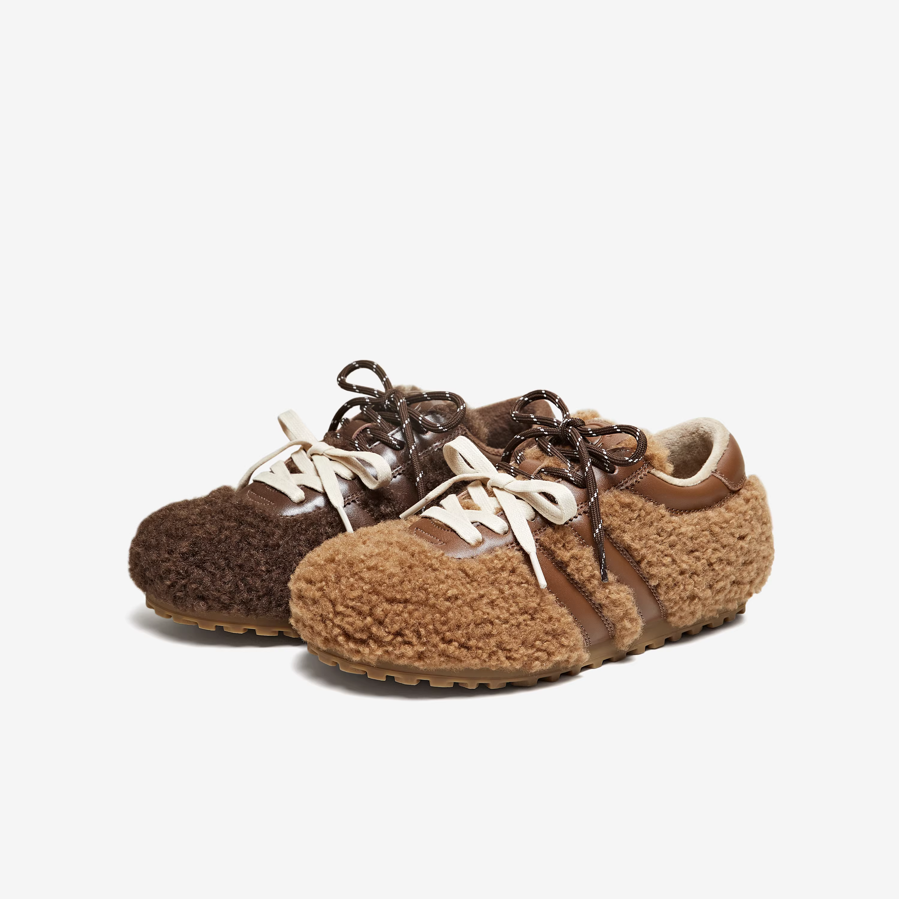 Giày Nữ TATA 2026 Mùa Xuân Mới Giày Birkenstock Lông Thú Đa Năng Giày Tập Luyện Đức Có Lông Cừu Giày Cotton E2M01AM6