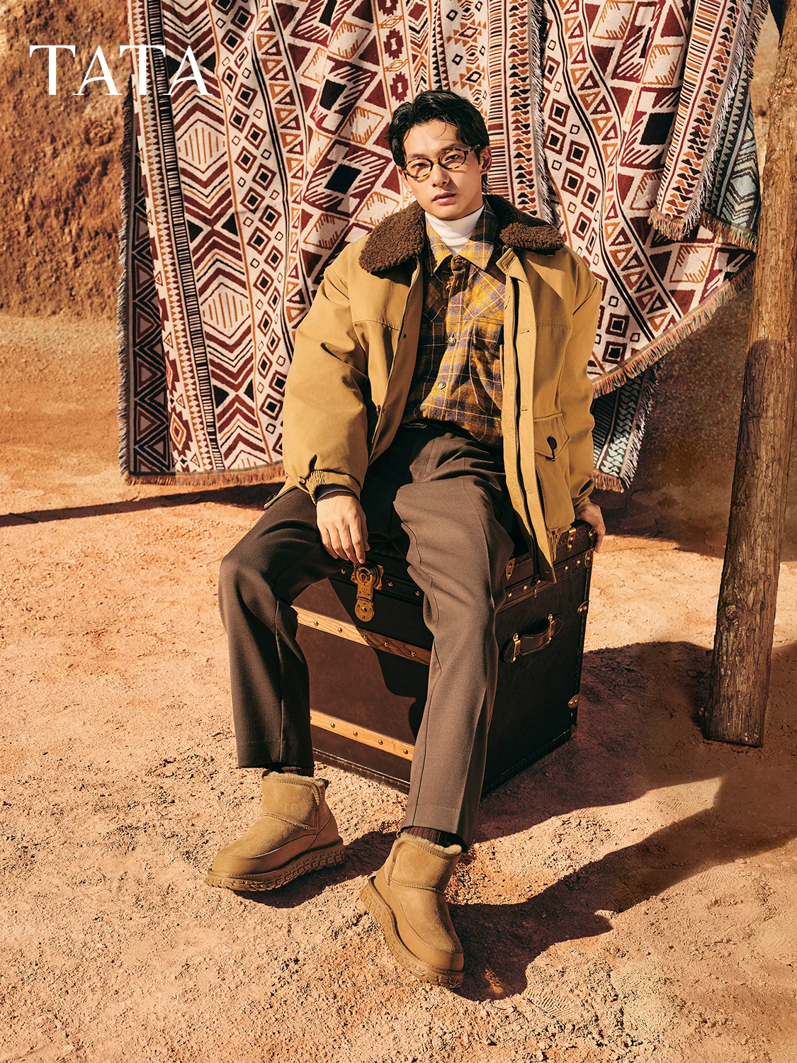 Giày bốt nam TATA mùa đông 2025 kiểu mới chống tuyết, chống lạnh, lót lông cừu VPY01DD5