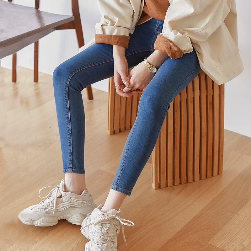 Quần jean nữ cạp cao có lớp lót lông cừu, kiểu dáng lửng, ôm dáng, ống skinny, kiểu mới xuân thu đông 2025, tôn dáng, co giãn.