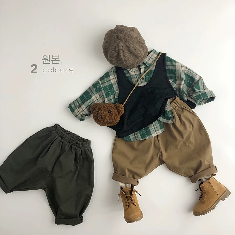 Phong cách và hợp thời trang~ Bộ sưu tập 25 món mới dành cho trẻ em Hàn Quốc mùa xuân thu, quần cà rốt thời trang cho bé trai và bé gái, trang phục thường ngày rộng rãi và hợp thời trang.