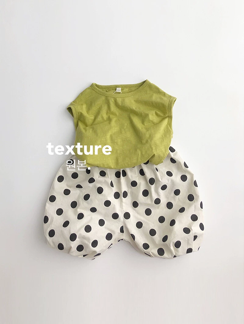 Quần bí ngô mỏng chấm bi hợp thời trang~Quần cotton và vải lanh in họa tiết năm điểm phong cách Hàn Quốc dành cho trẻ em mùa hè sành điệu cho bé trai và bé gái.