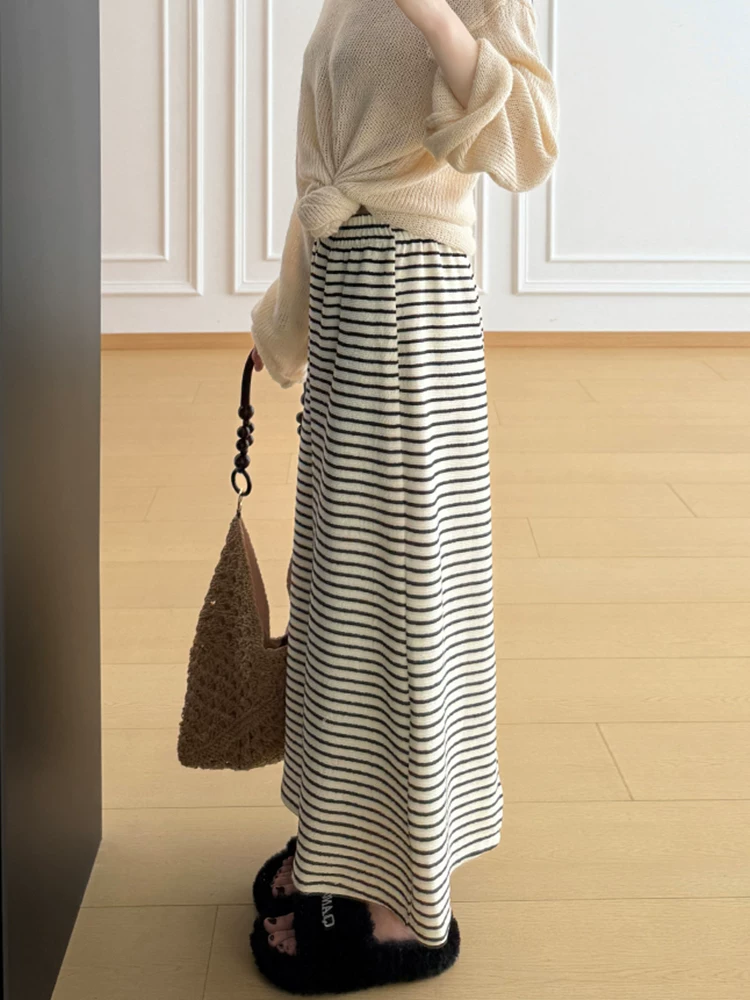 Váy midi sọc cho nữ, xuân thu, dài vừa phải, xẻ lưng, váy áo nỉ, váy rất xinh, váy dài lưng cao.
