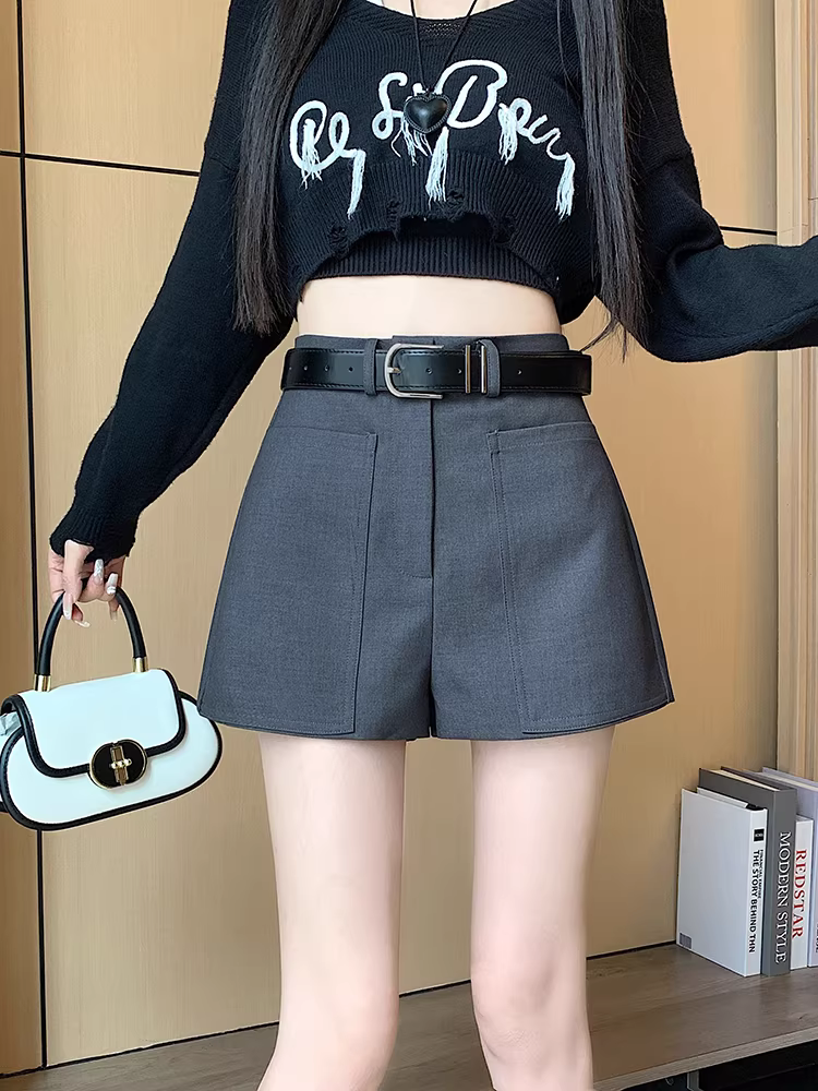Quần short nữ, kiểu mới xuân thu hè 2025, quần màu xám, quần short công sở cạp cao, quần short ống rộng dáng chữ A.