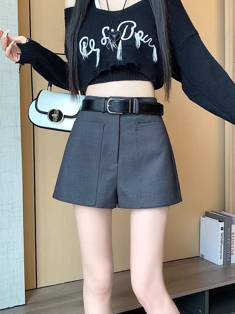 Quần short nữ, kiểu mới xuân thu hè 2025, quần màu xám, quần short công sở cạp cao, quần short ống rộng dáng chữ A.