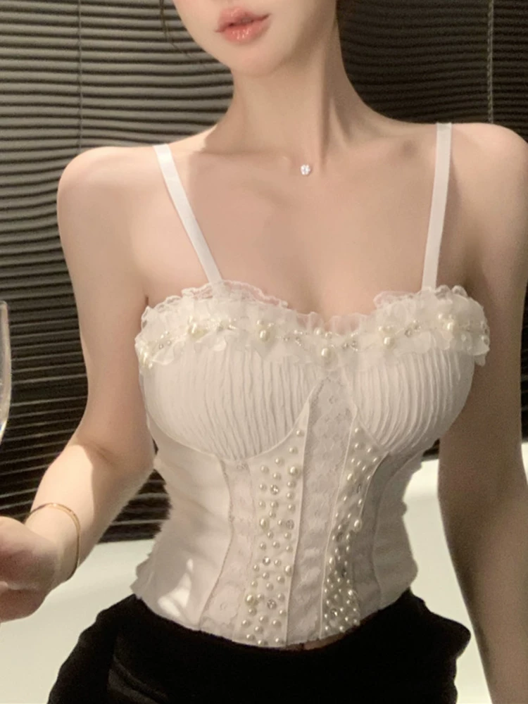 Áo yếm trắng dành cho nữ, phong cách mới mùa hè, áo kiểu thuần khiết và gợi cảm có viền ren và đệm ngực bằng ngọc trai.