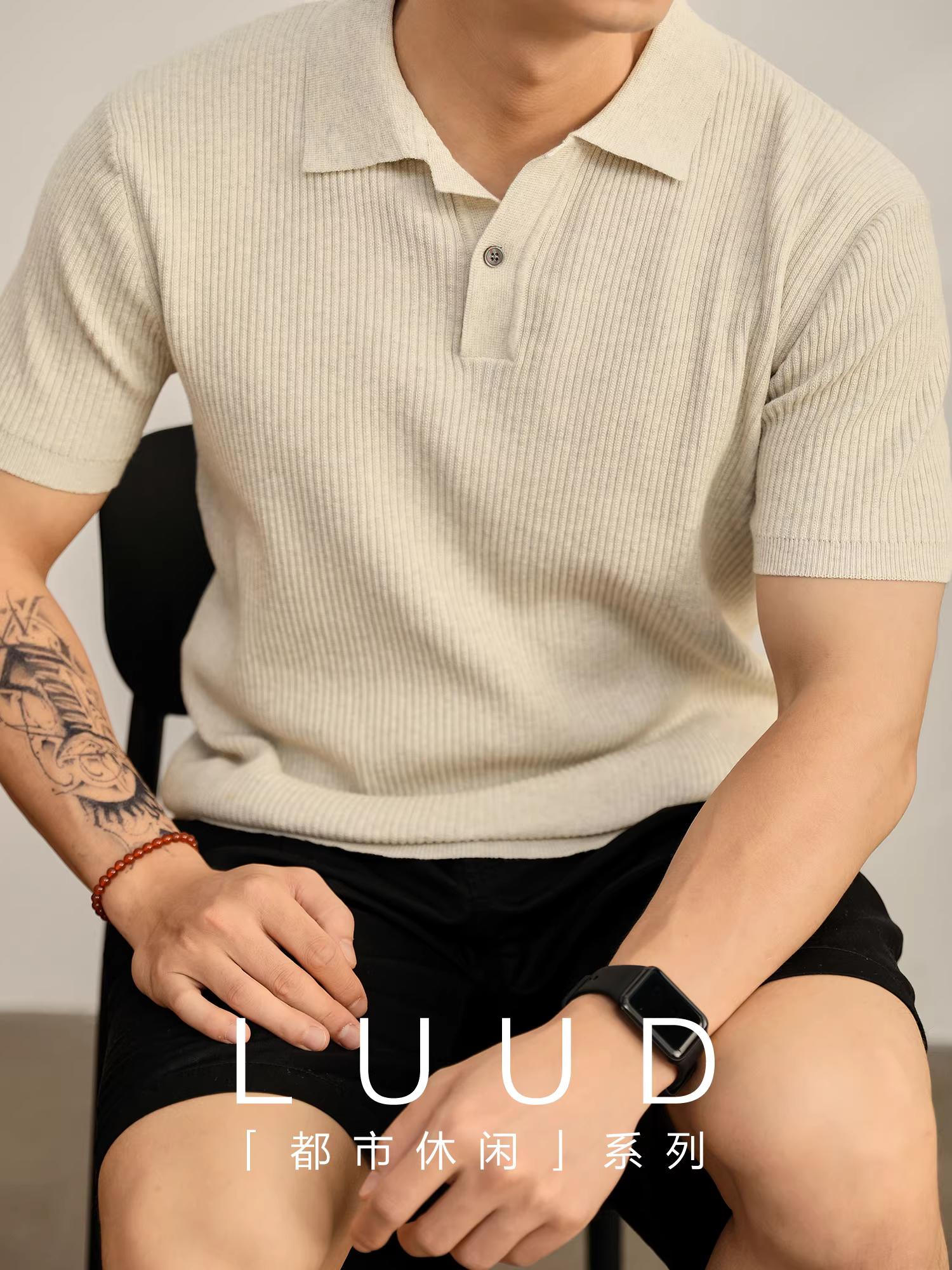 Áo polo nam dệt kim đơn giản, chất liệu gân, kiểu dáng thời trang với họa tiết gân sành điệu.