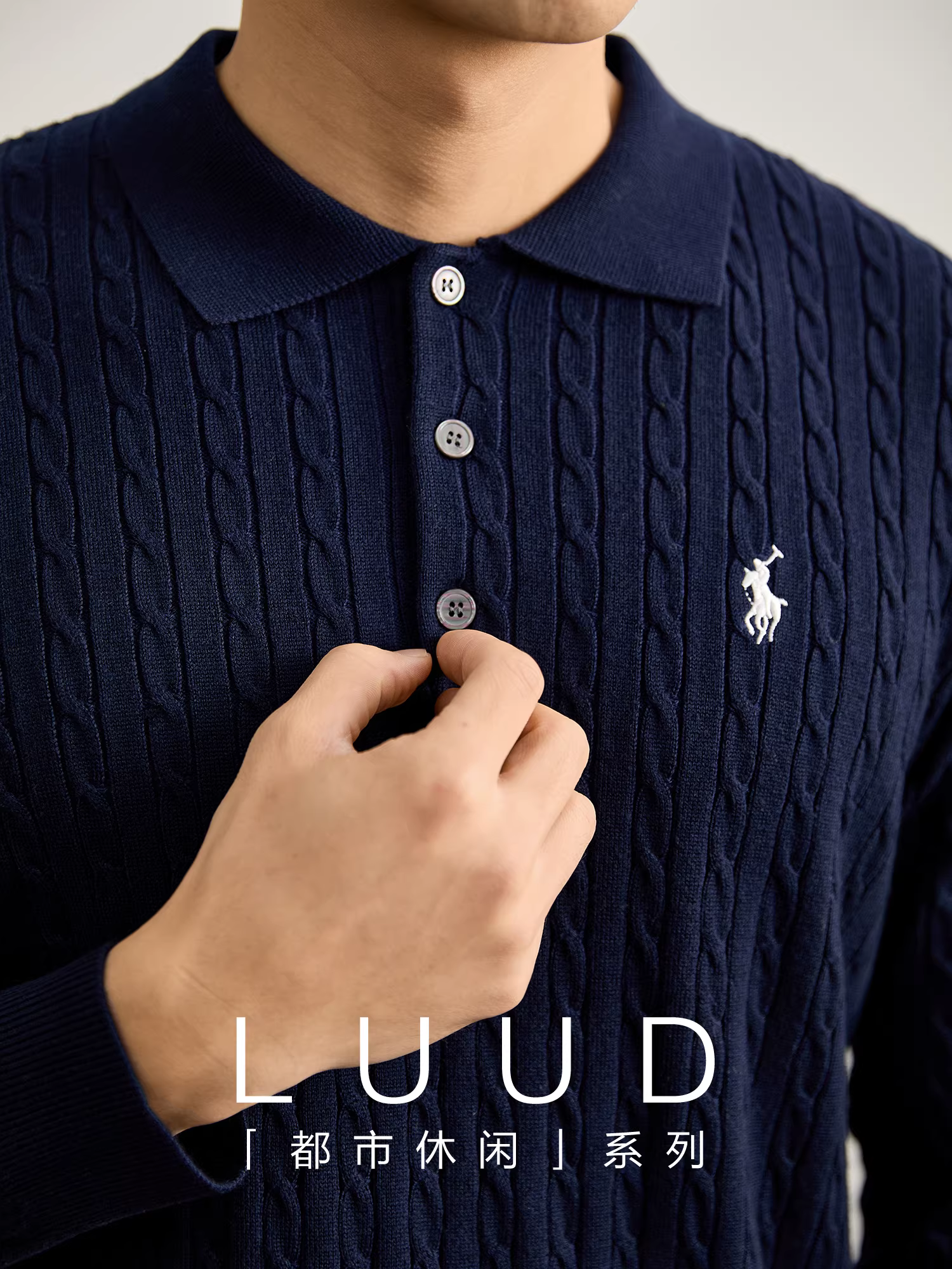 Áo len nam cổ trụ dệt kim kiểu dáng cổ điển, chất liệu len pha, kiểu dáng quý tộc, thêu họa tiết LUUD Knight