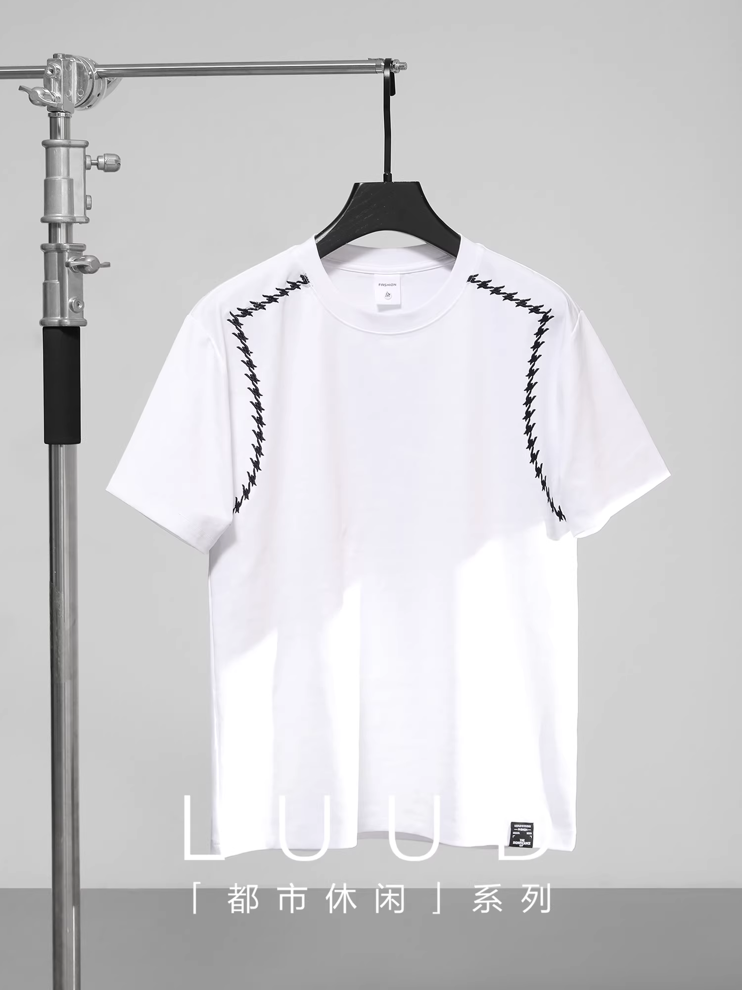 Áo thun nam tay ngắn cổ tròn thương hiệu LUUD thời trang mùa hè với thiết kế thêu họa tiết răng cưa, áo cotton cảm giác mát lạnh