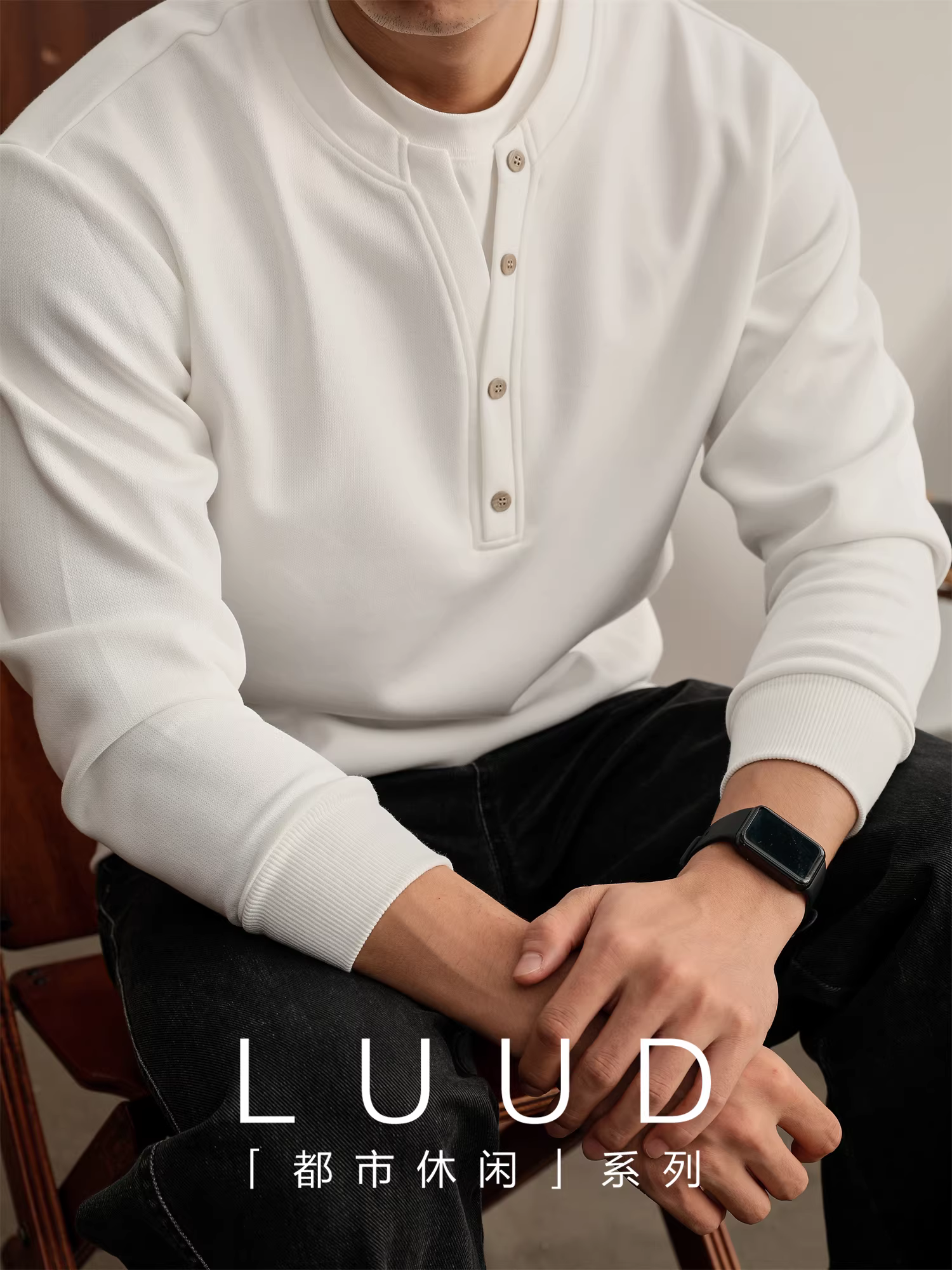 Áo len dài tay có cổ hai lớp trang trí bằng nút giả LUUD dành cho nam, áo thun chắp vá tối giản màu trắng thanh lịch